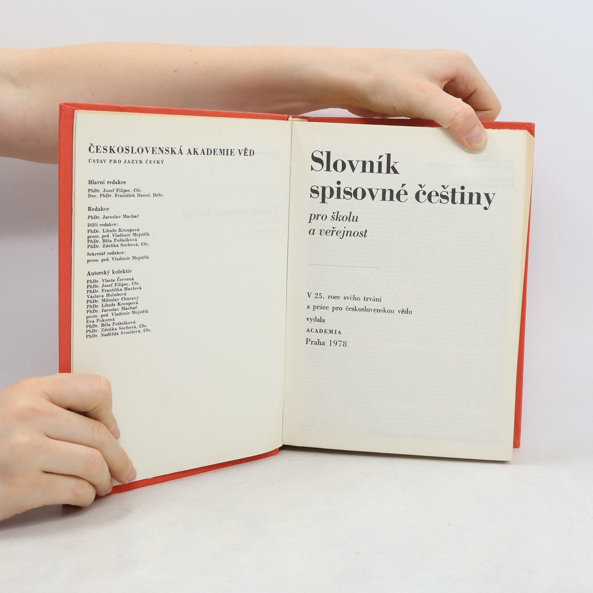 Josef Filipec Slovník spisovné češtiny pro školu a veřejnost