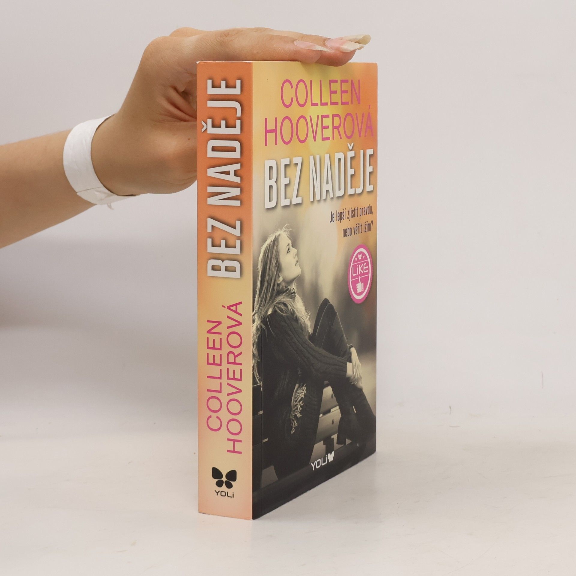 Colleen Hoover Bez naděje
