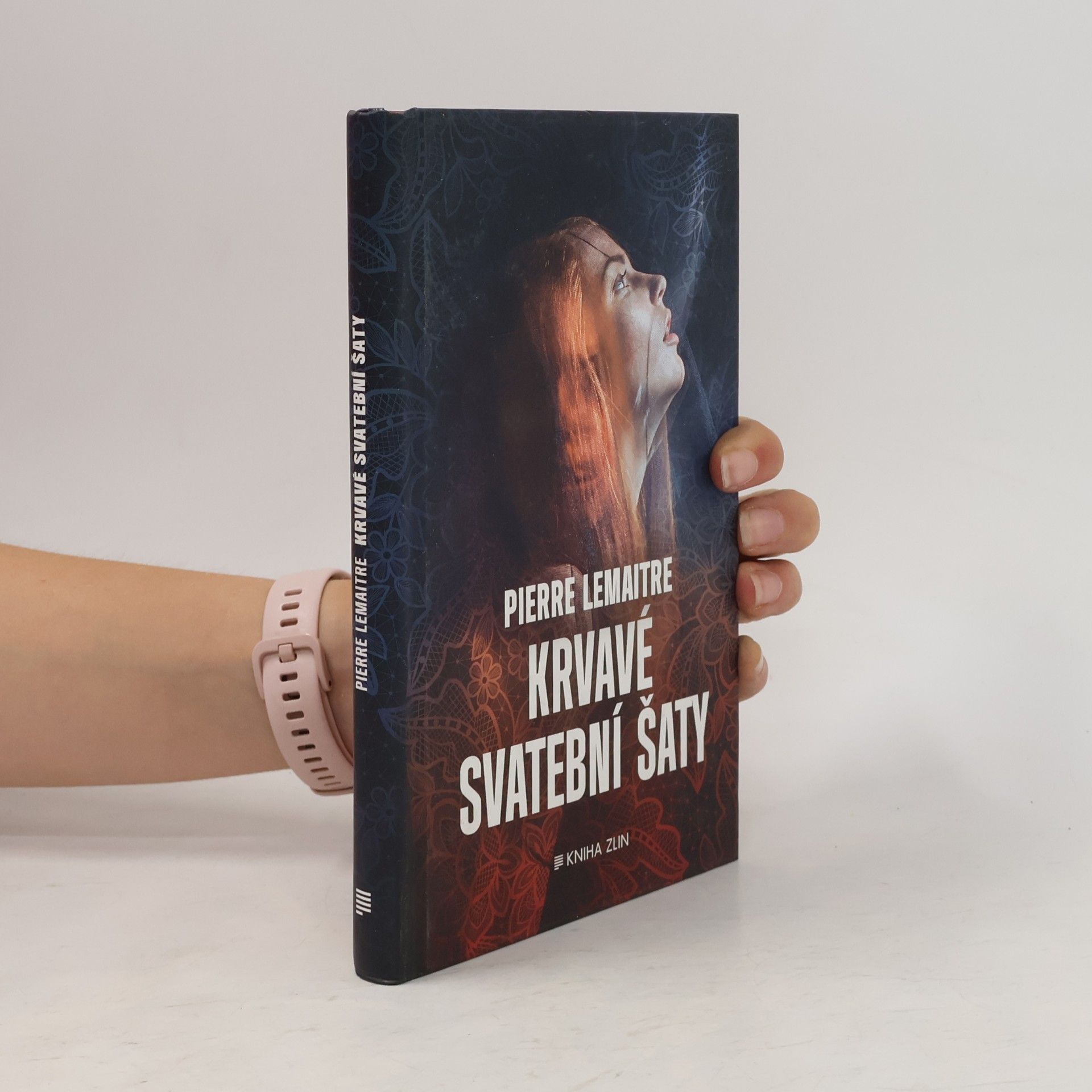 Pierre Lemaitre Krvavé svatební šaty