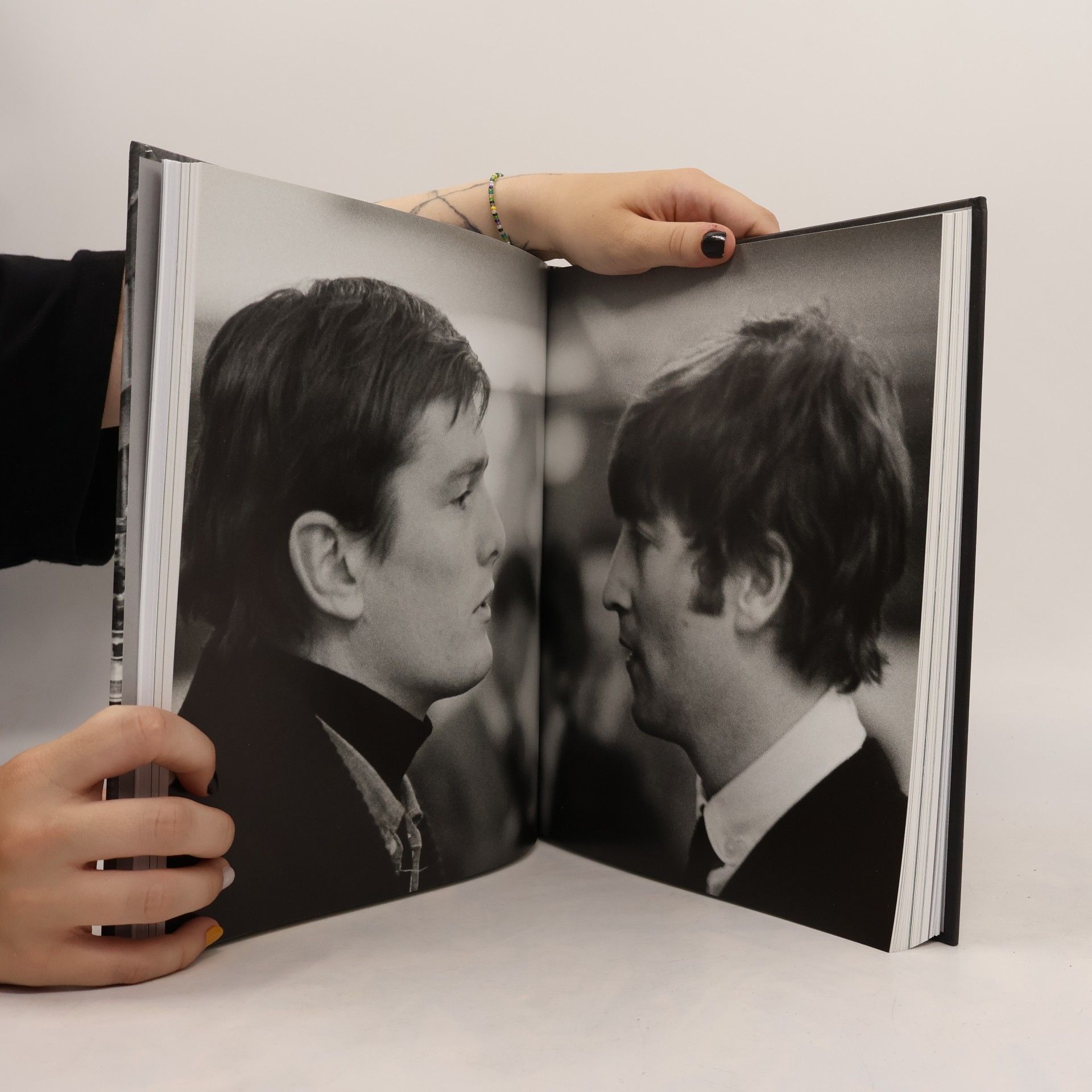 Paul McCartney 1964. Oči bouře