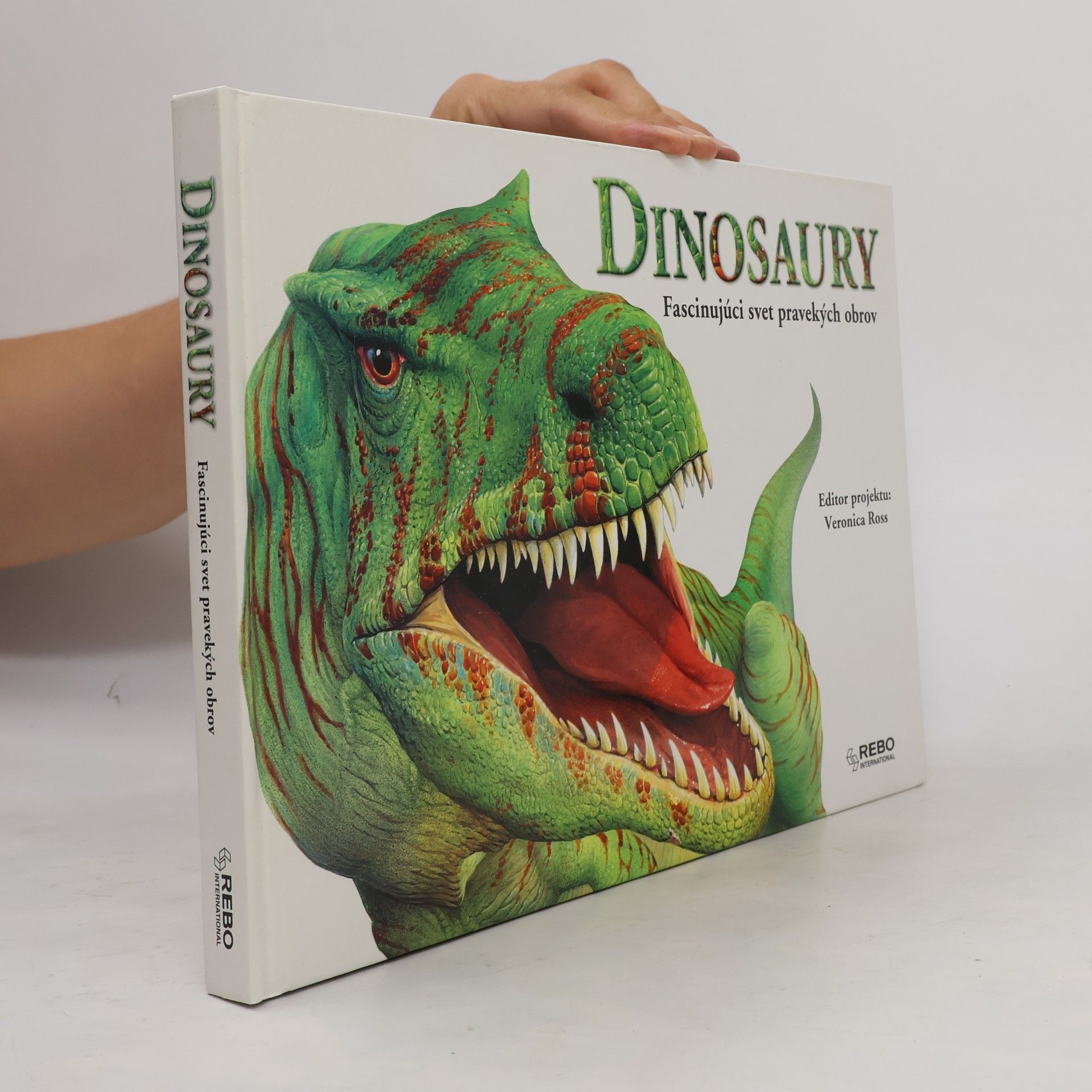 Dinosaury. Fascinujúci svet pravekých obrov