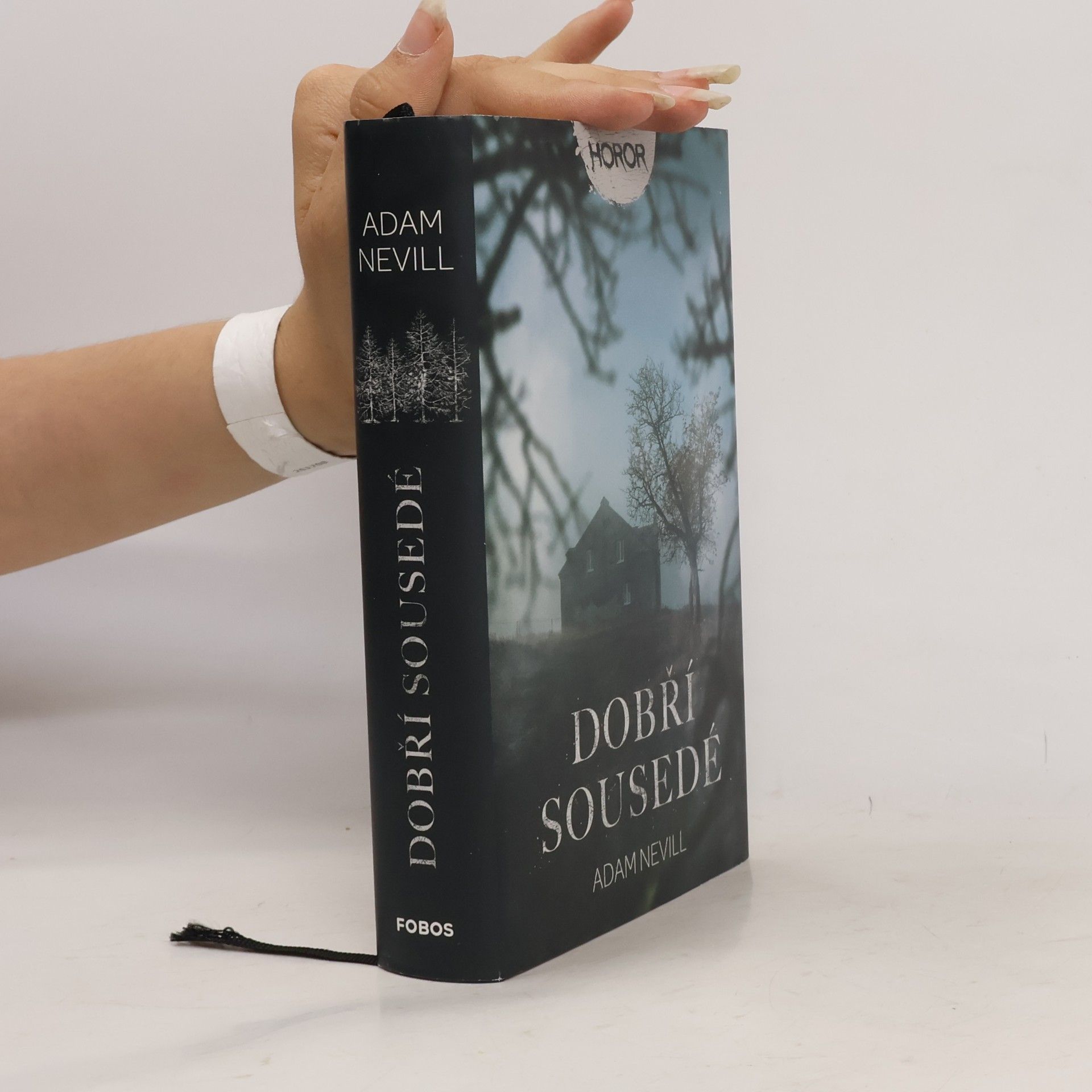 Adam Nevill Dobří sousedé
