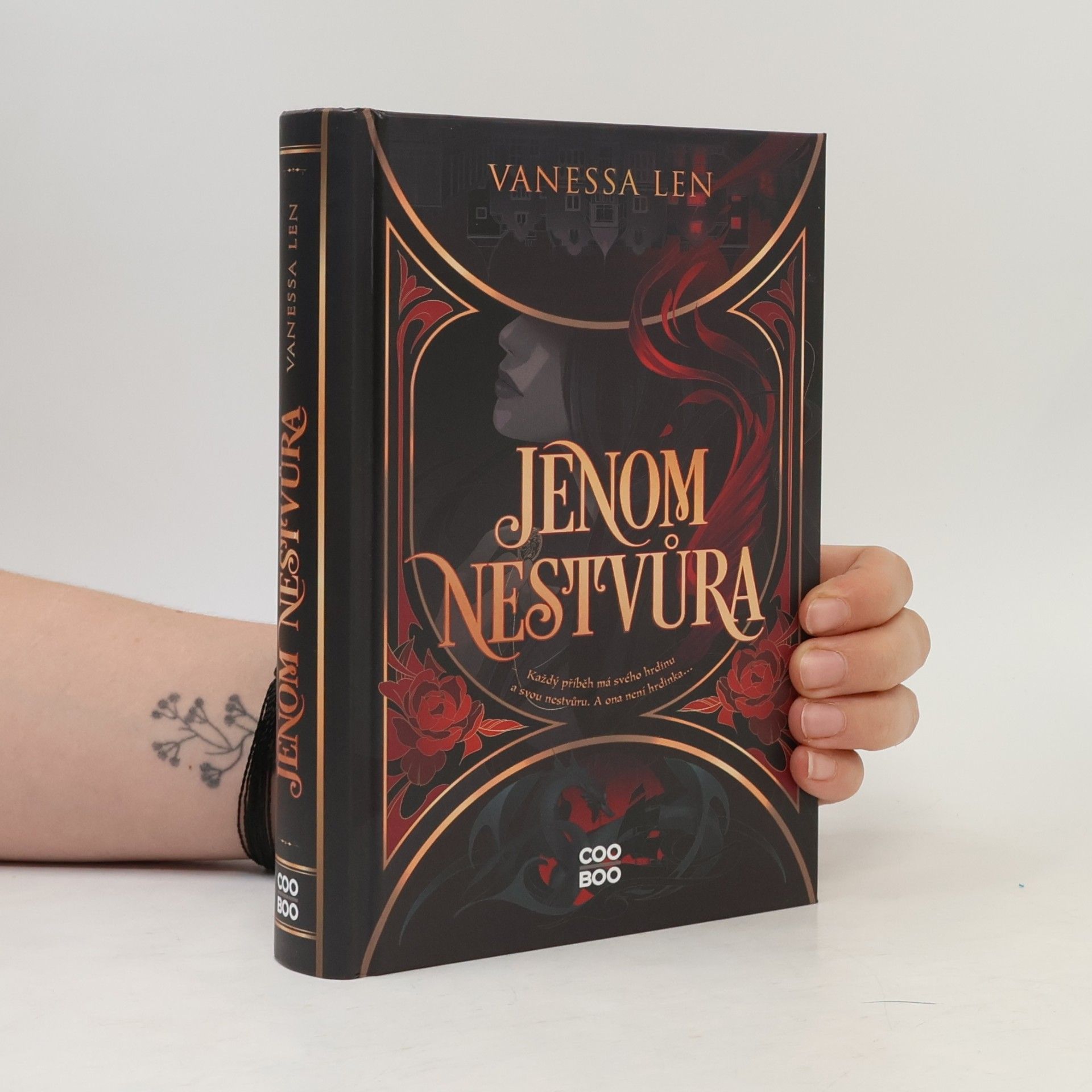 Vanessa Len Jenom nestvůra