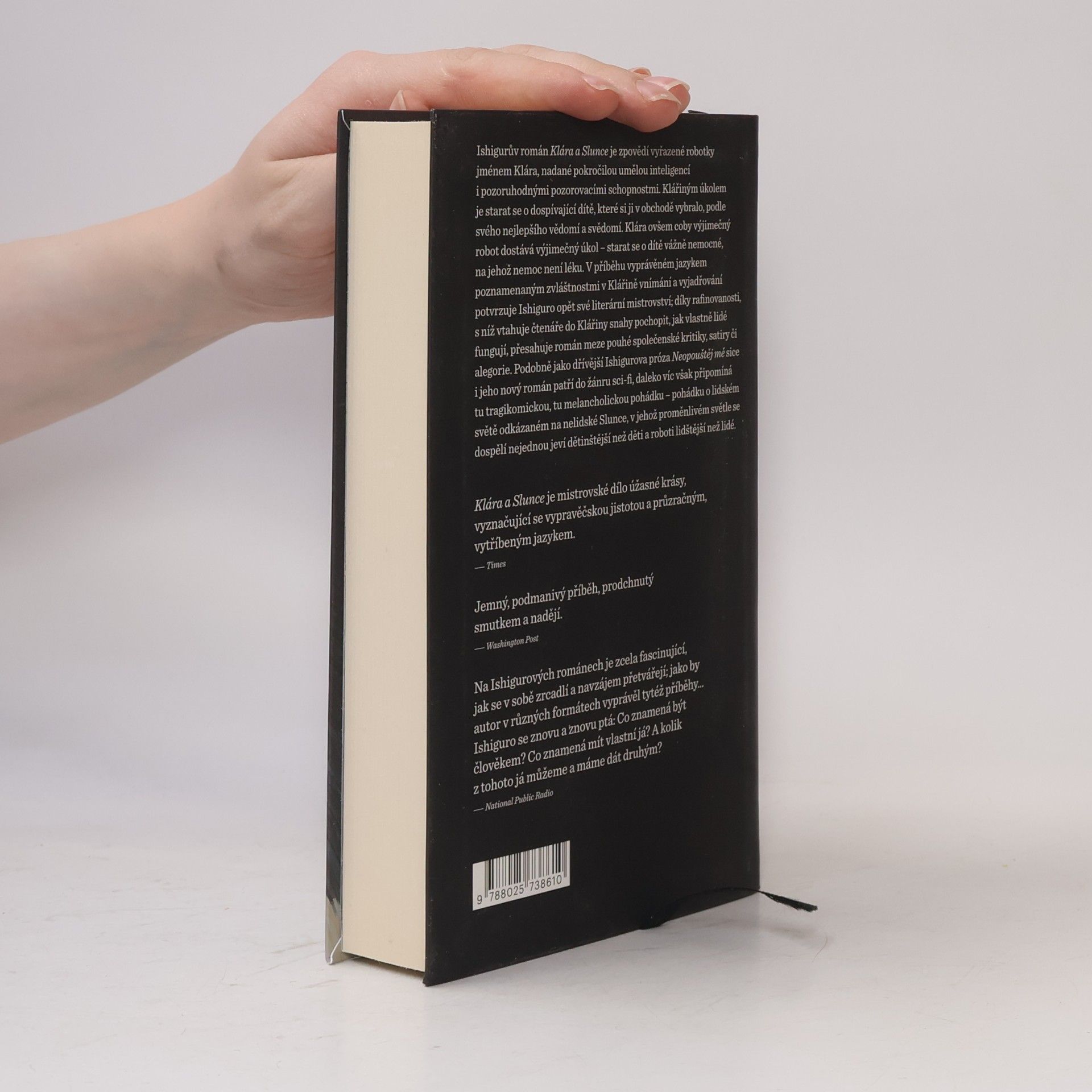 Kazuo Ishiguro Klára a Slunce