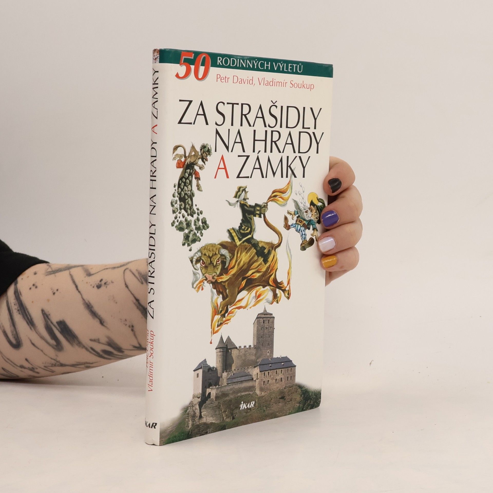 P. David Za strašidly na hrady a zámky