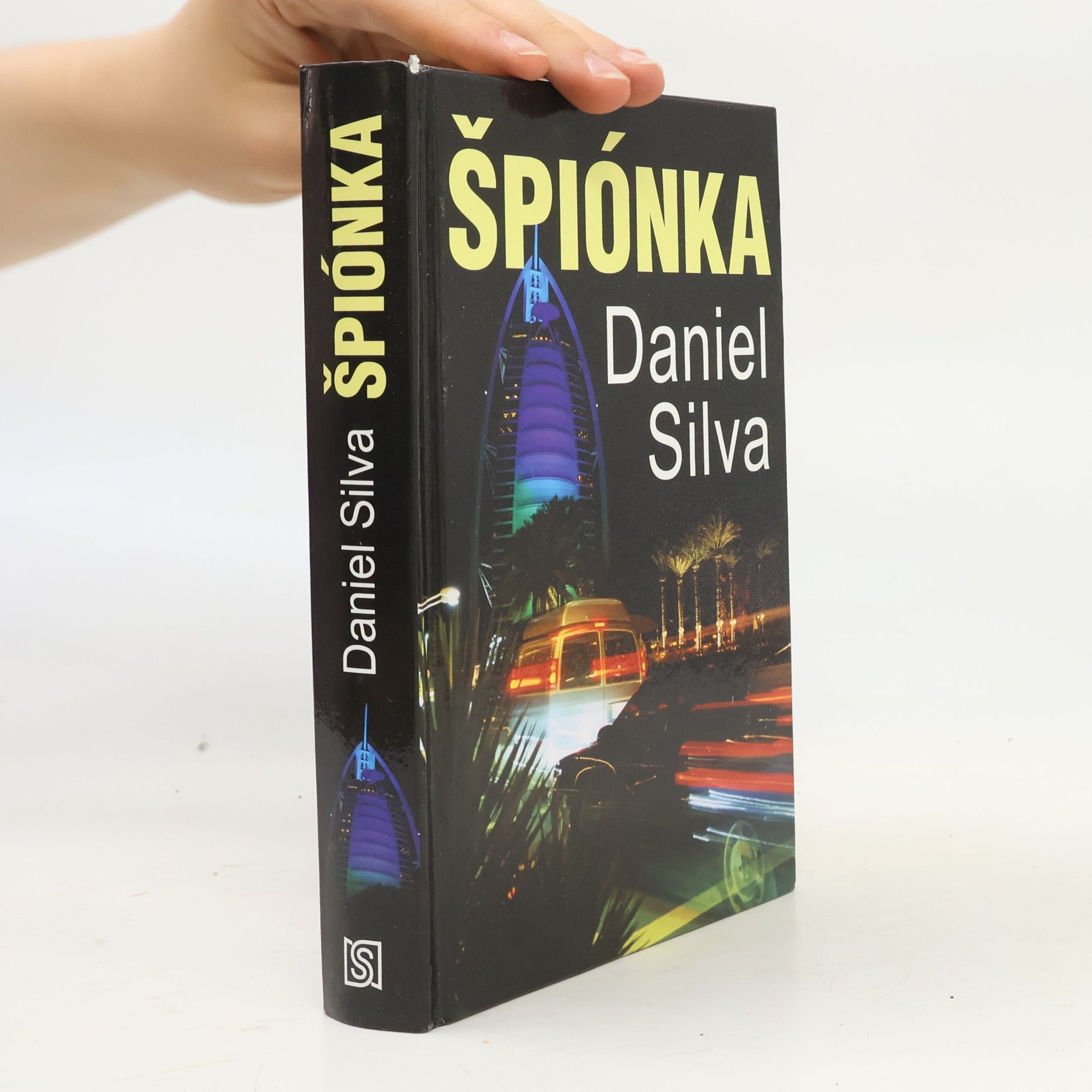Daniel Silva Špiónka