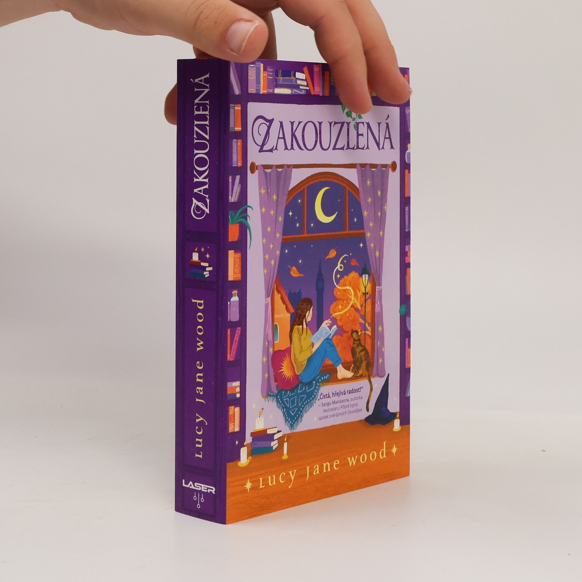 Lucy Jane Wood Zakouzlená