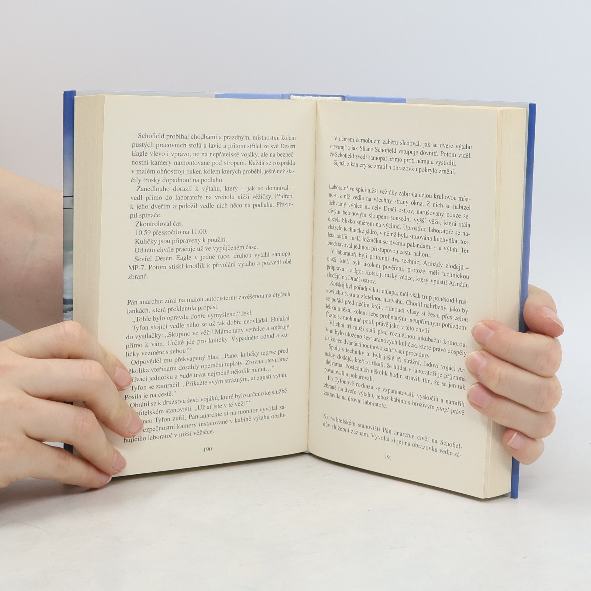Matthew Reilly Strašák a Armáda zlodějů