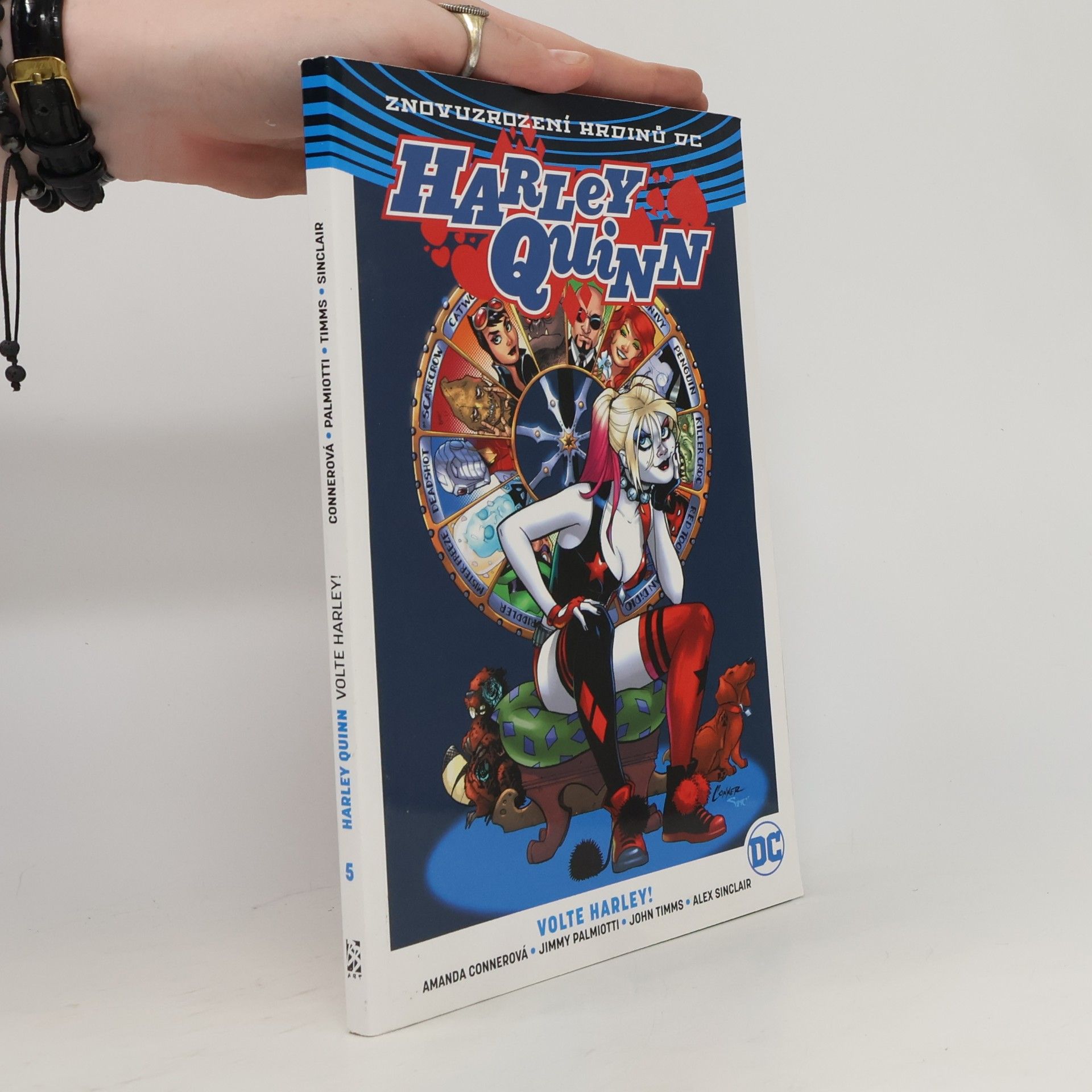 Amanda Conner Harley Quinn 5: Volte Harley! (black edice)