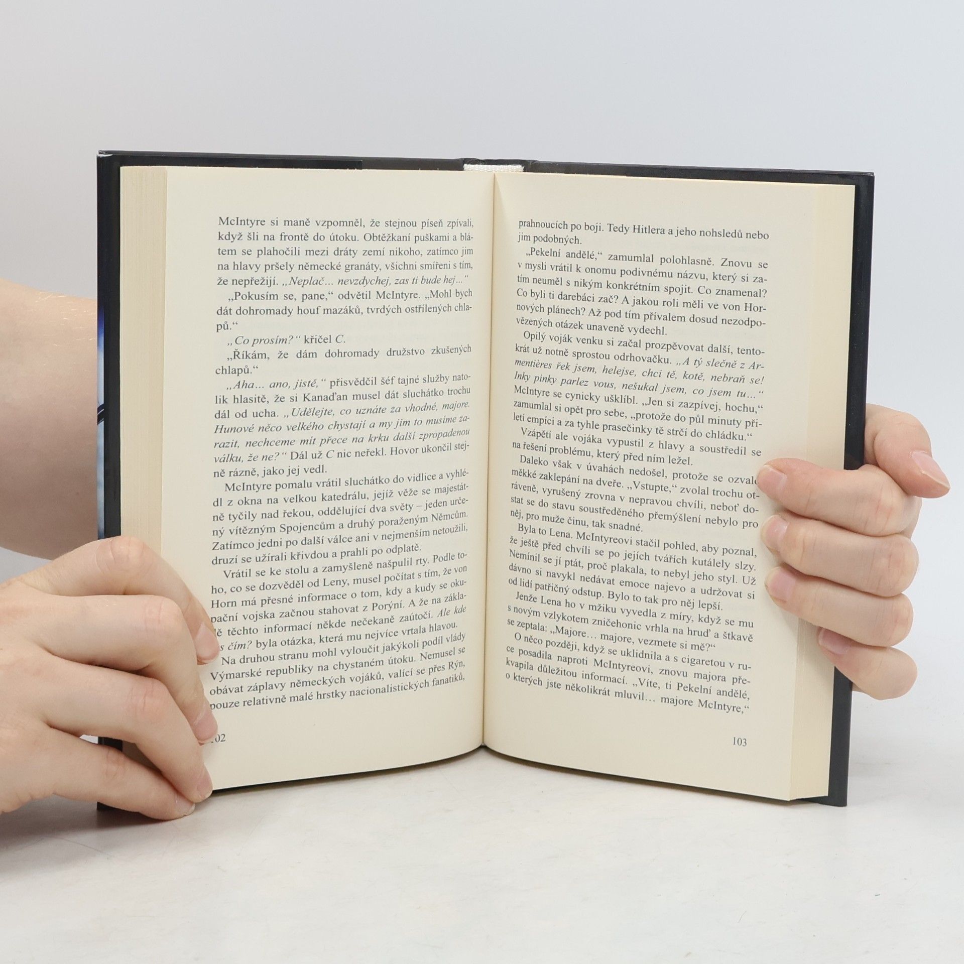Charles Whiting Pekelní andělé : sedmá část z cyklu De Vere Smith