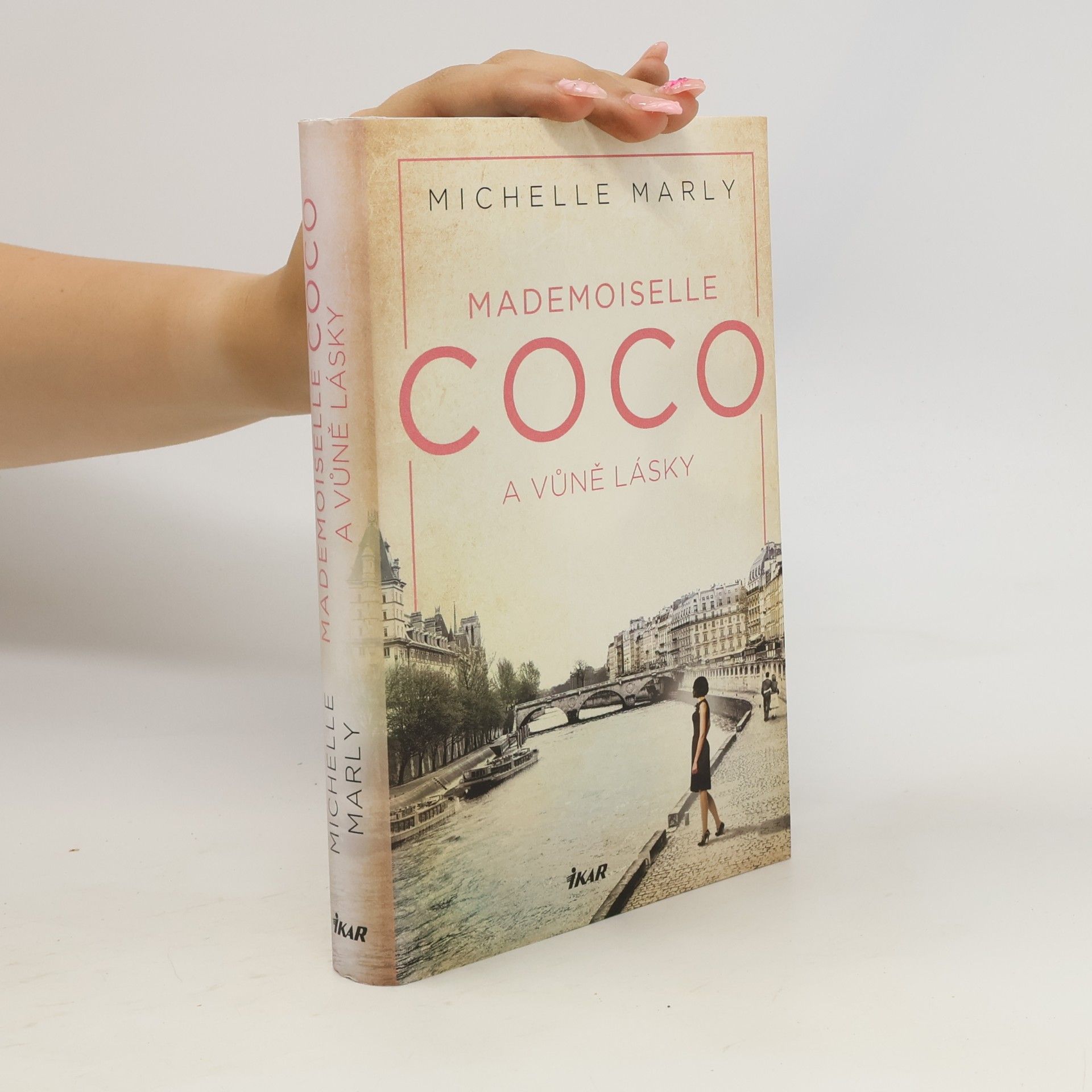 Micaela Jary Mademoiselle Coco a vůně lásky