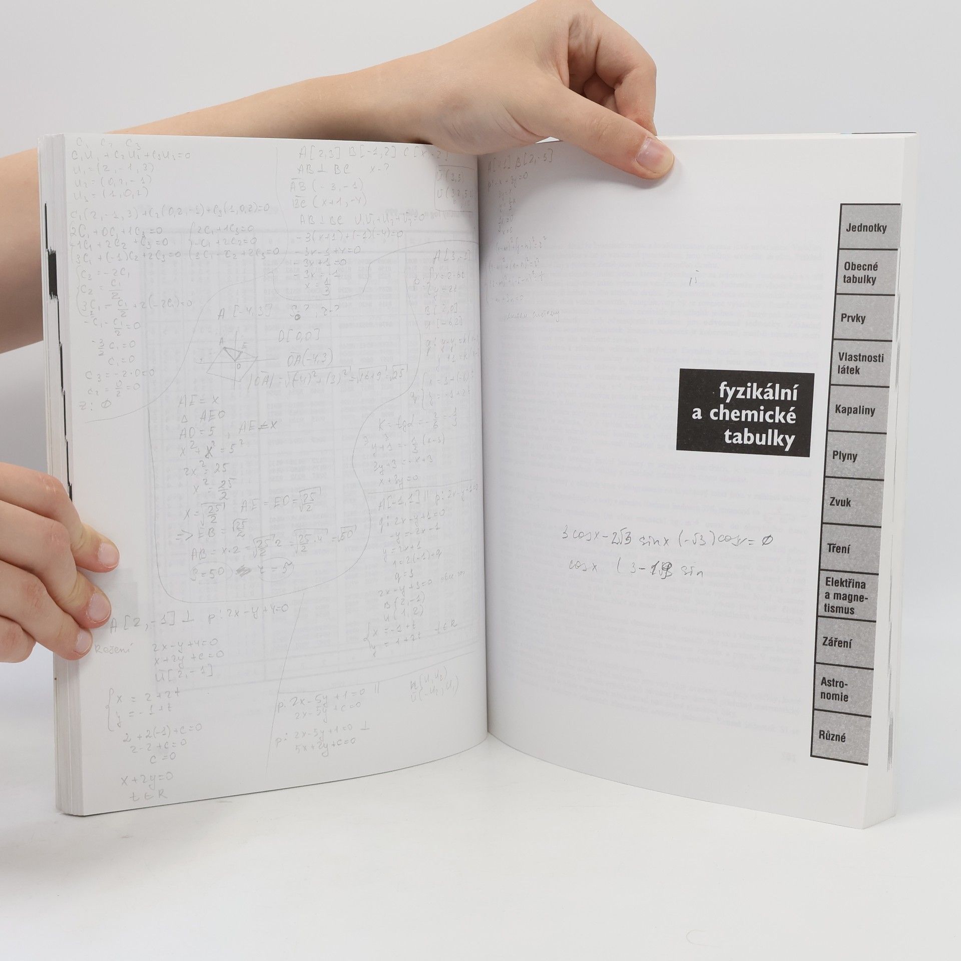 AA.VV. Matematické, fyzikální a chemické tabulky pro střední školy