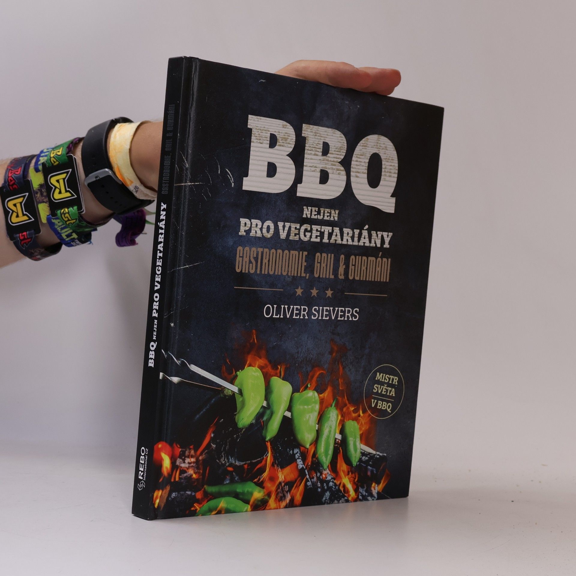Oliver Sievers BBQ nejen pro vegetariány: gastronomi, gril & gurmáni