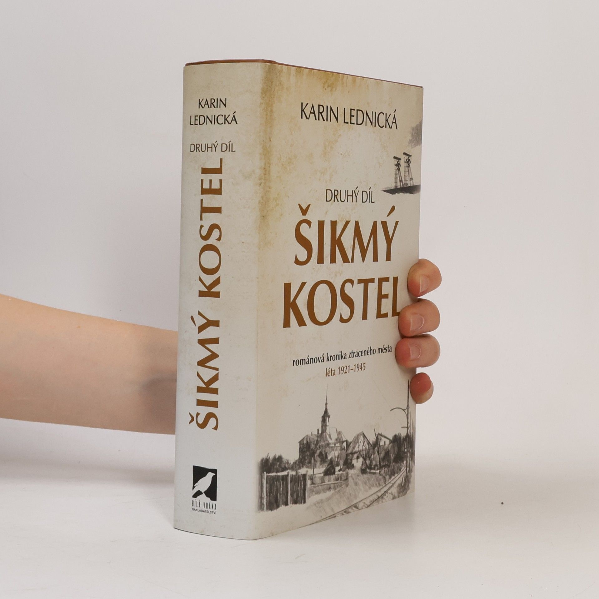 Karin Lednická Šikmý kostel 2
