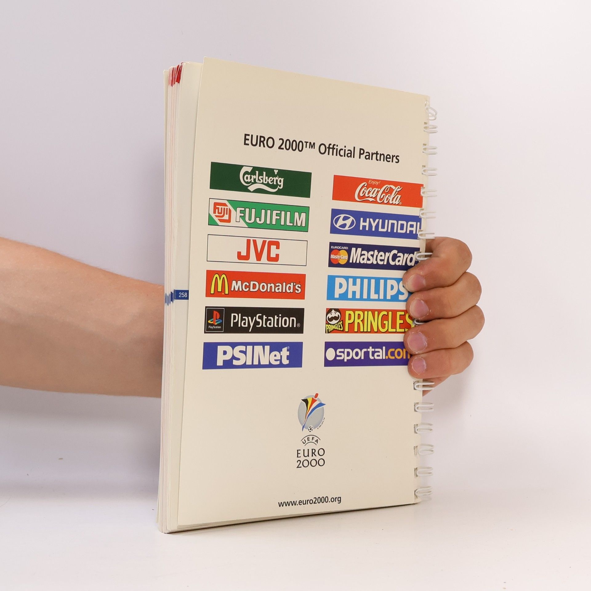 Various authors Media Guide. Facts & Figures. Euro 2000