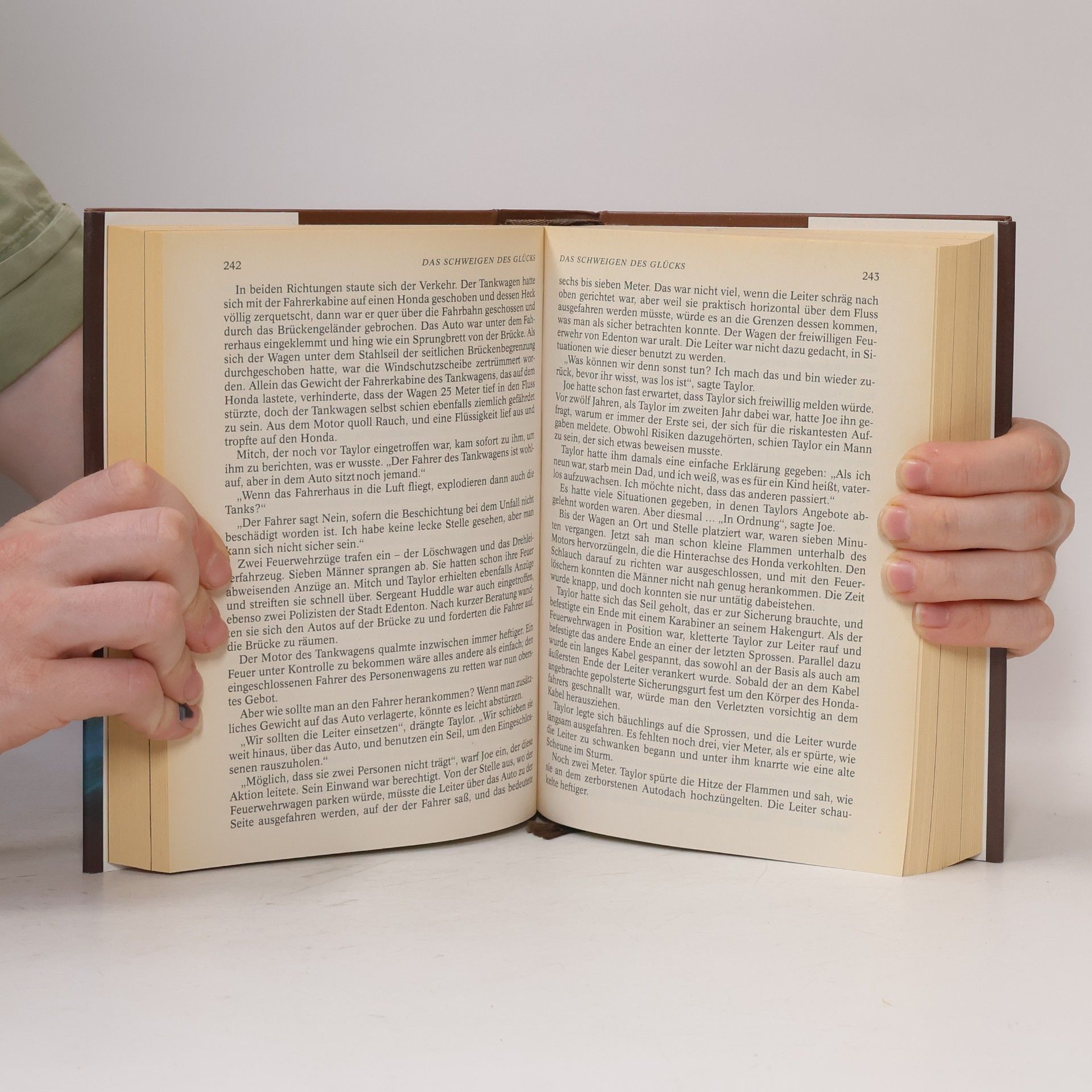 Nicholas Sparks Reader's Digest Auswahlbücher. Blackout im Cockpit. Das Schweigen des Glucks. Eifel-sturm. Die Verheissung der Quelle