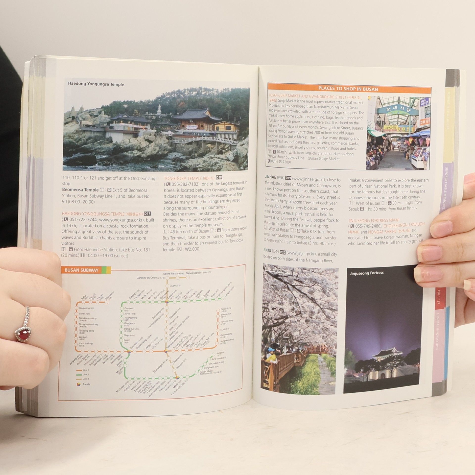 Collectif d'auteurs Korea Travelguide