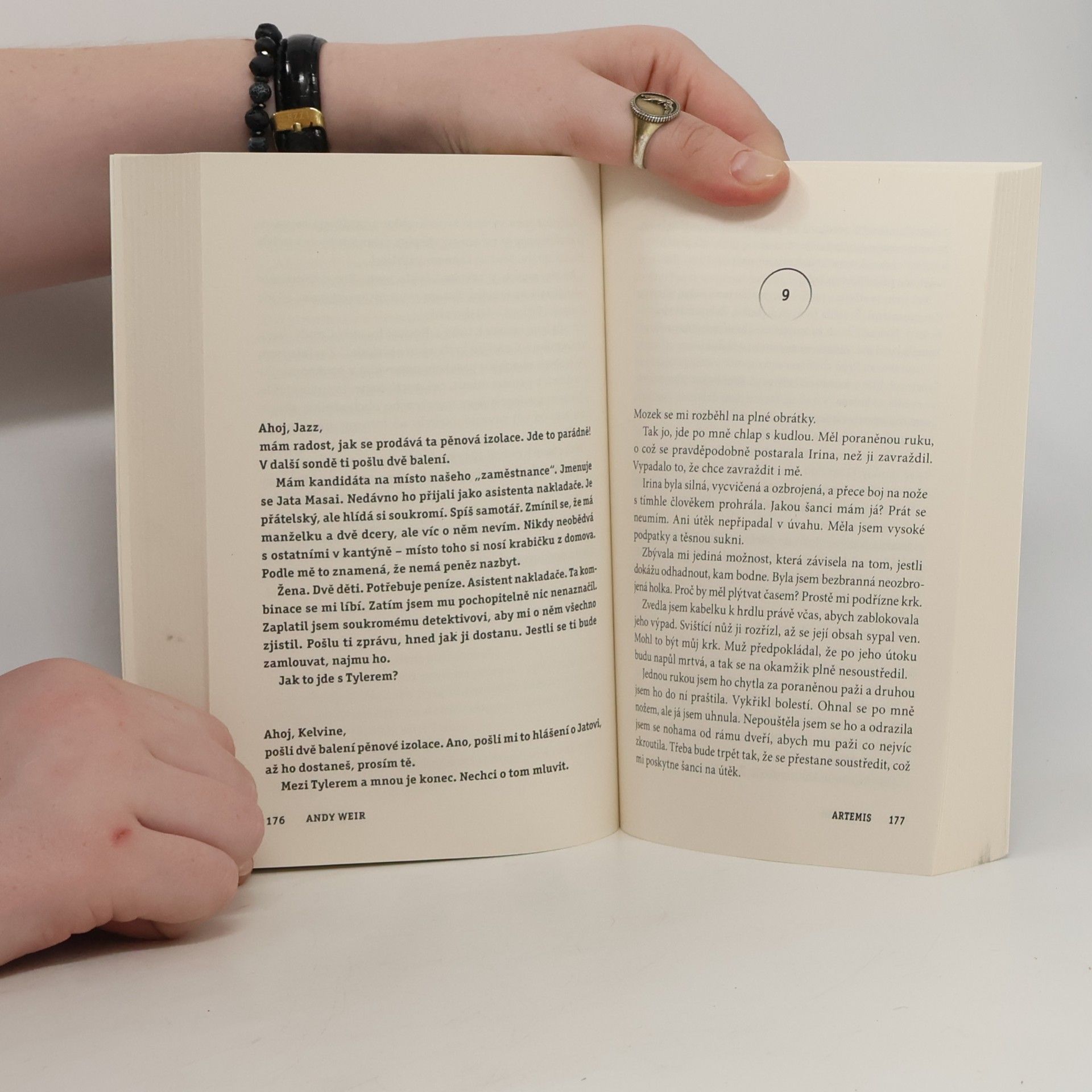 Andy Weir Artemis