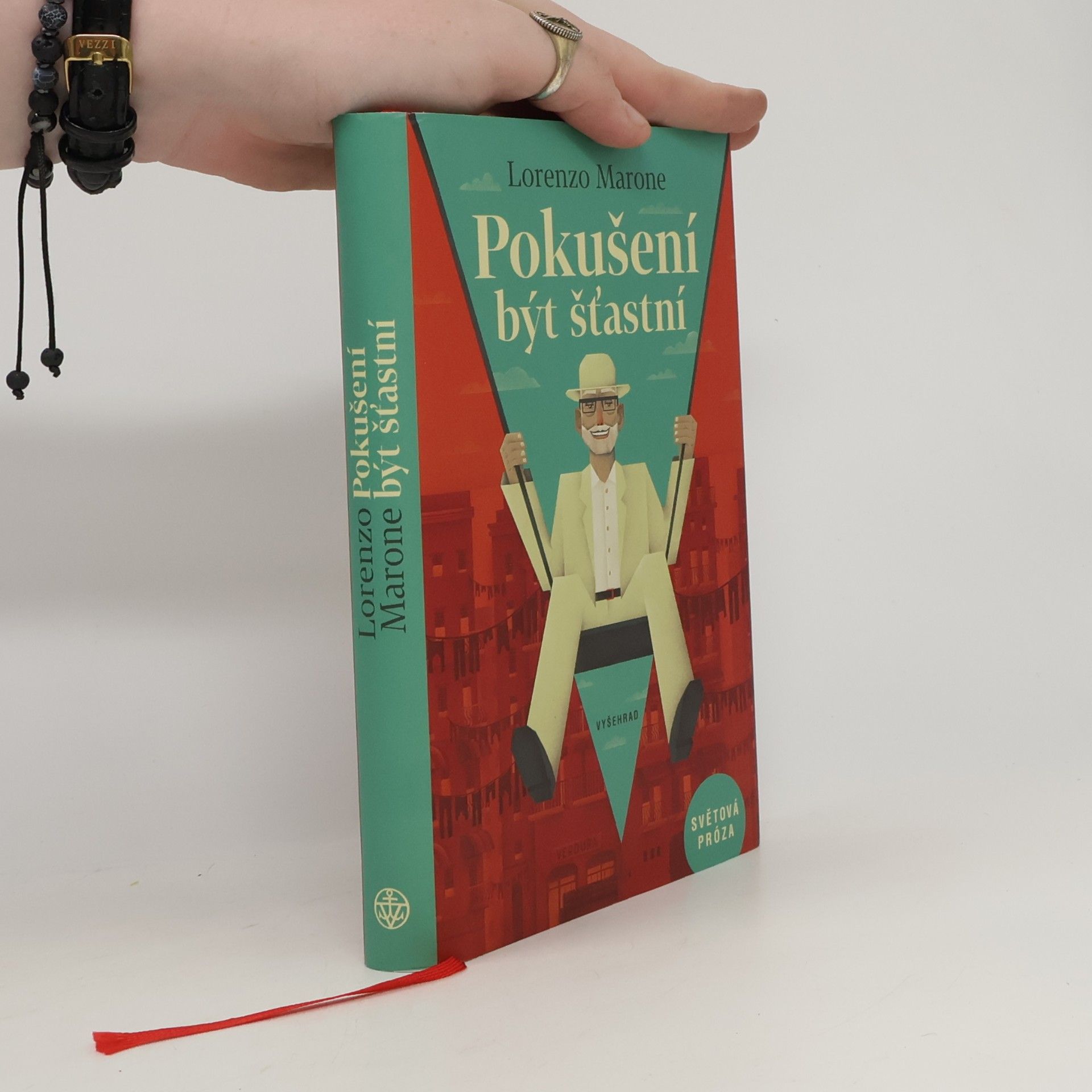Lorenzo Marone Pokušení být šťastní