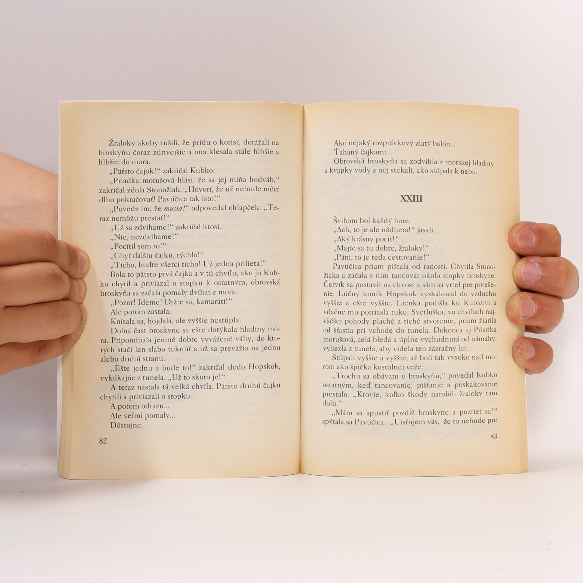 Roald Dahl Jakub a obrovská broskyňa