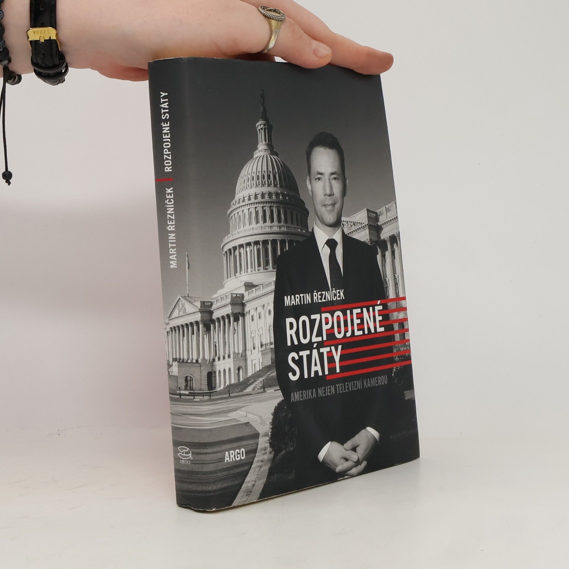 Martin Řezníček Rozpojené státy: Amerika nejen televizní kamerou