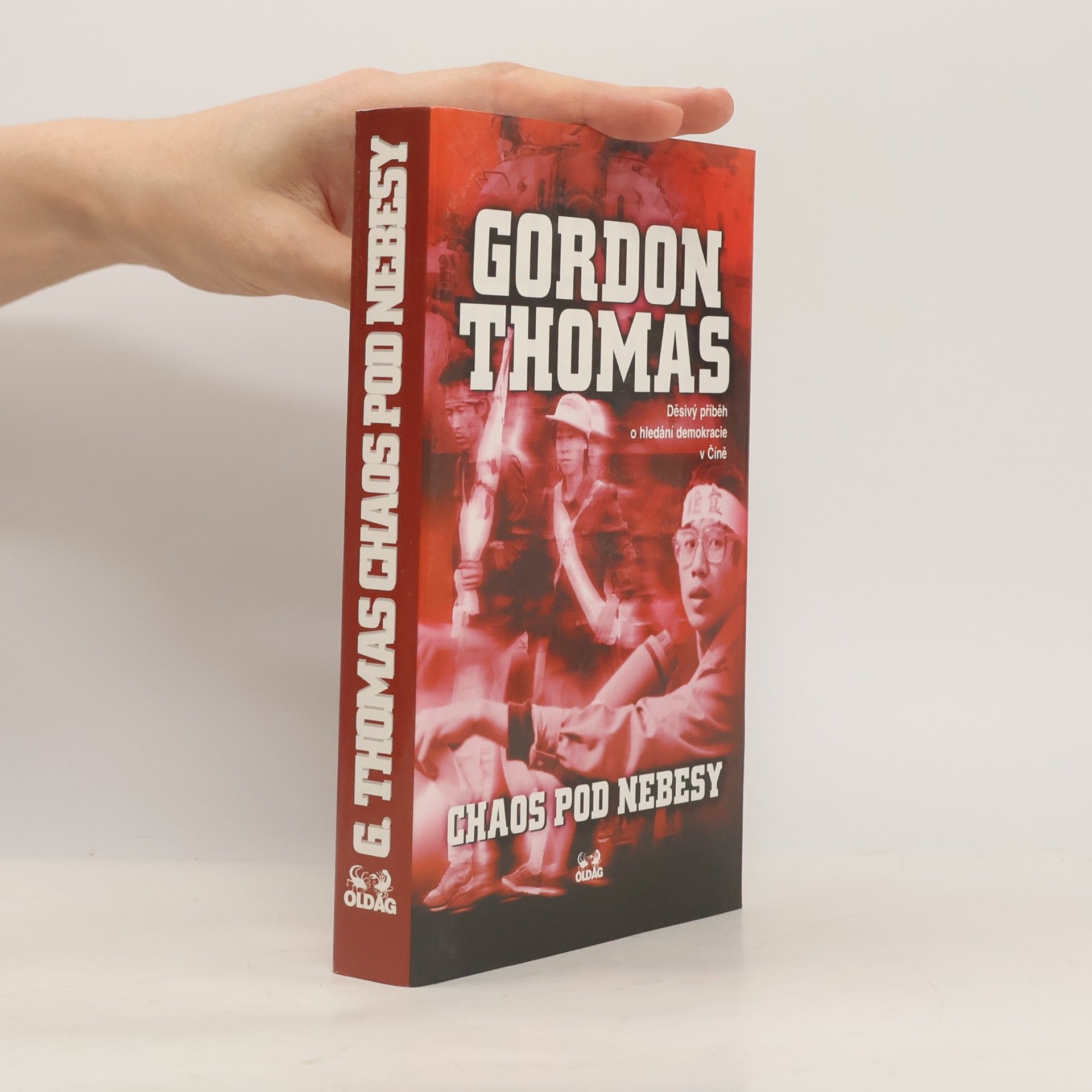 Gordon Thomas Chaos pod nebesy