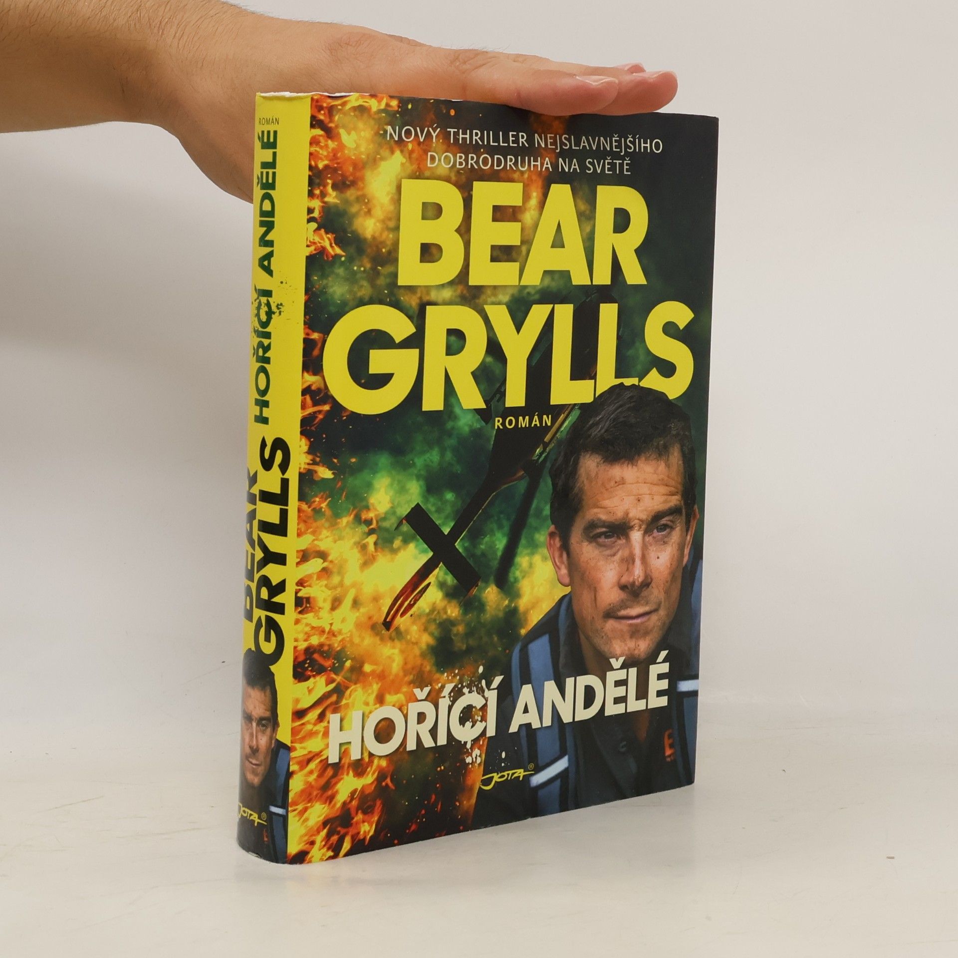 Bear Grylls Hořící andělé