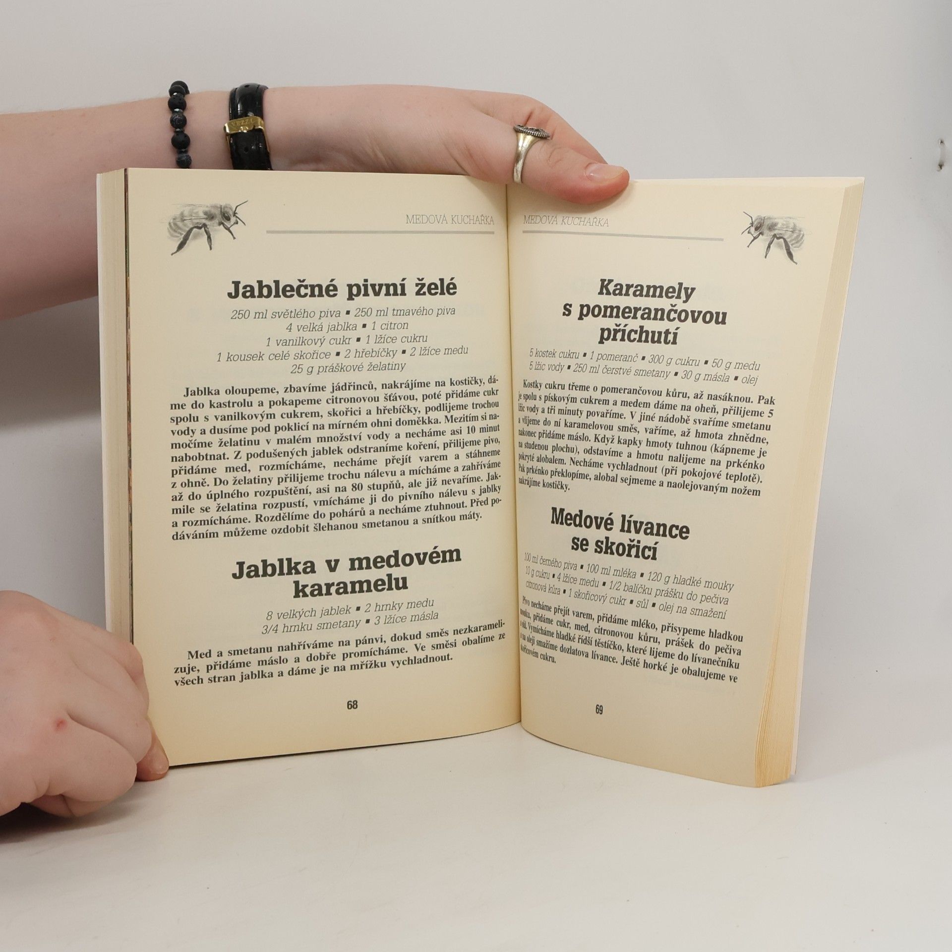 Autorenkollektiv Medová kuchařka