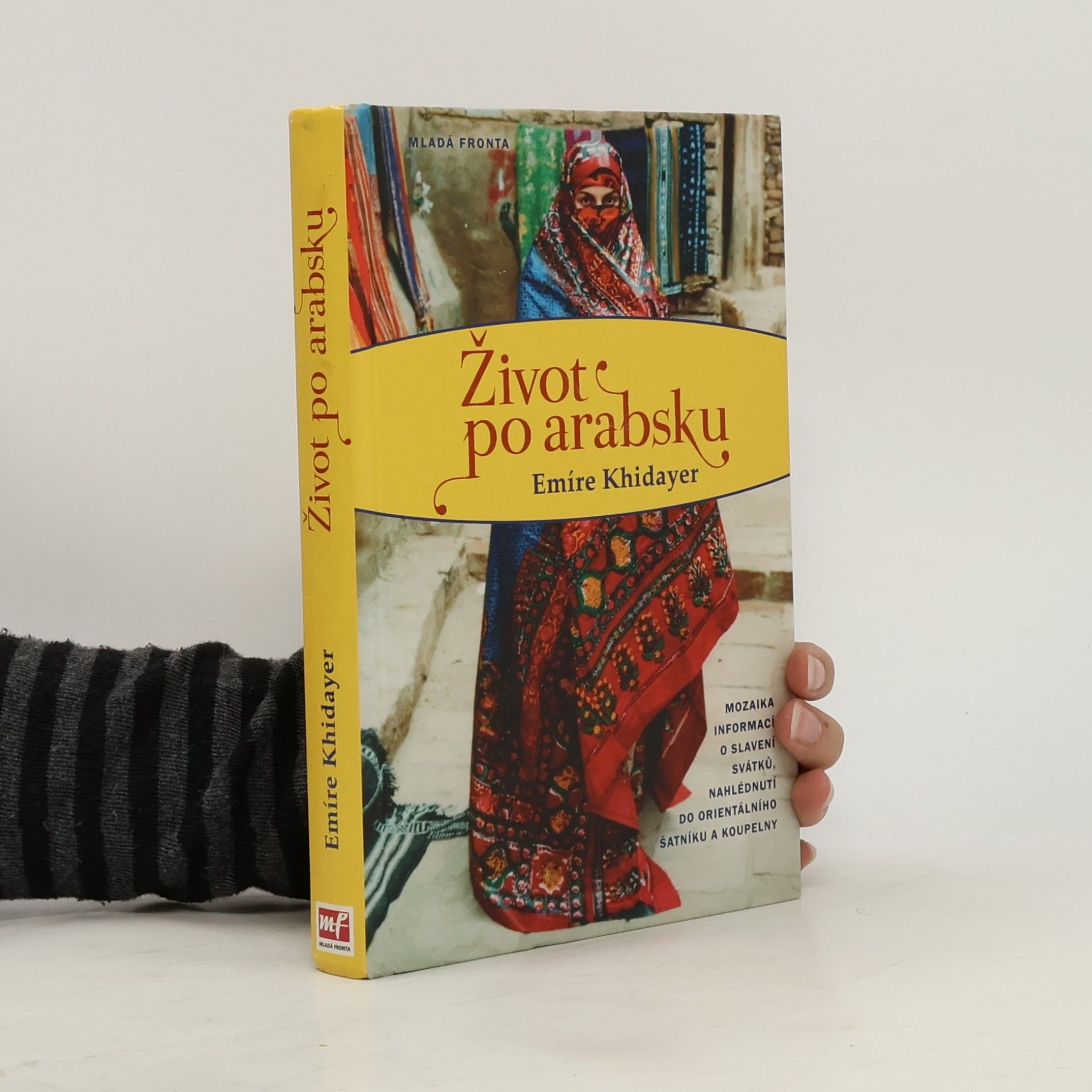 Emíre Khidayer Život po arabsku