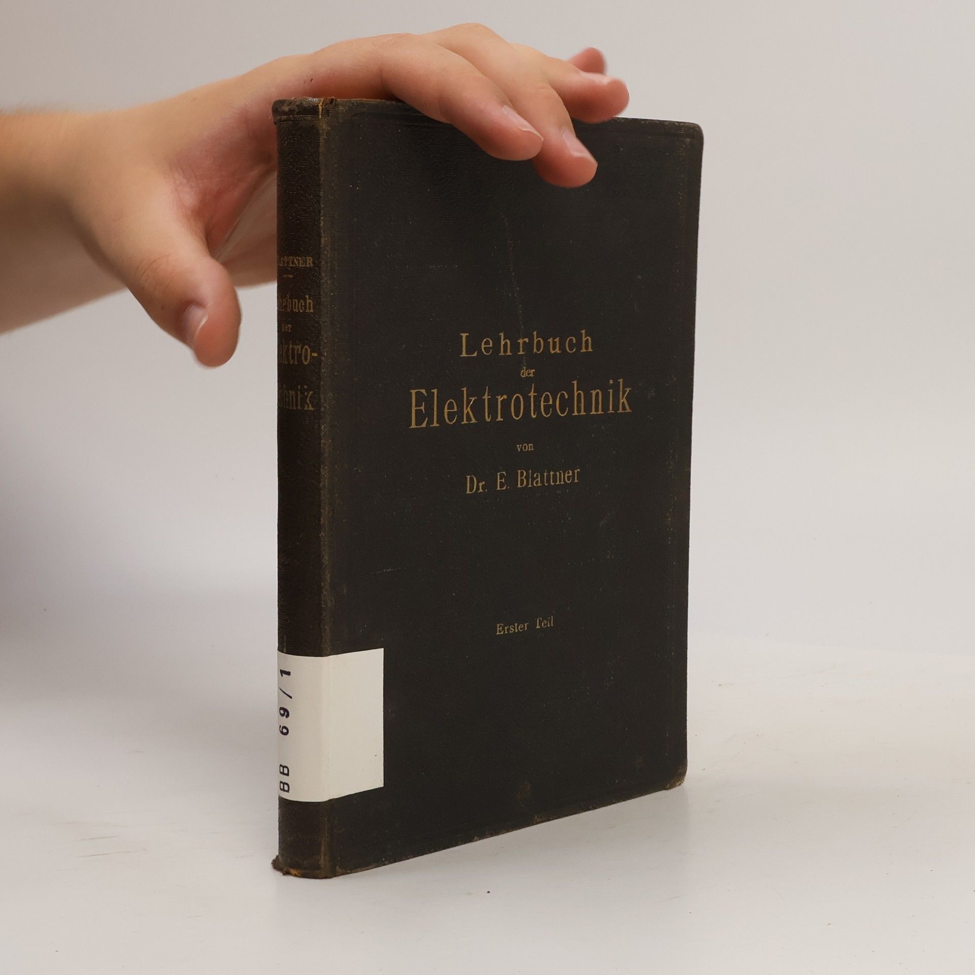 Lehrbuch der Elektrotechnik