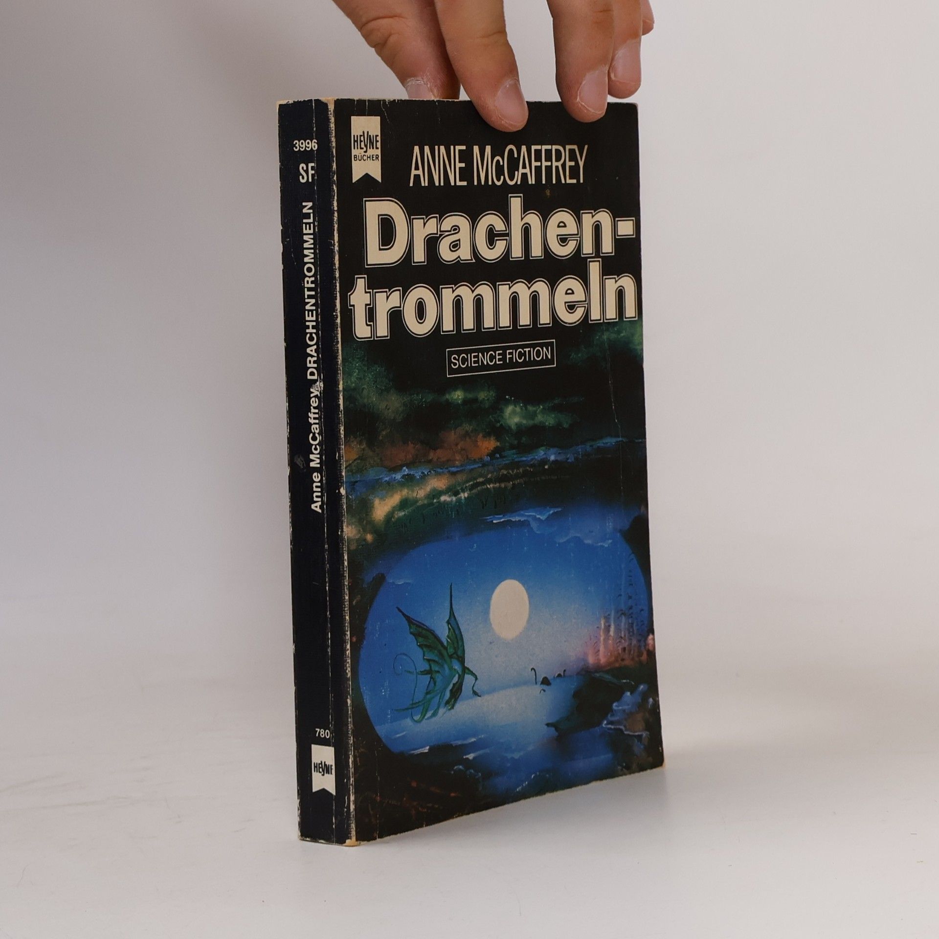 Anne McCaffrey Drachentrommeln
