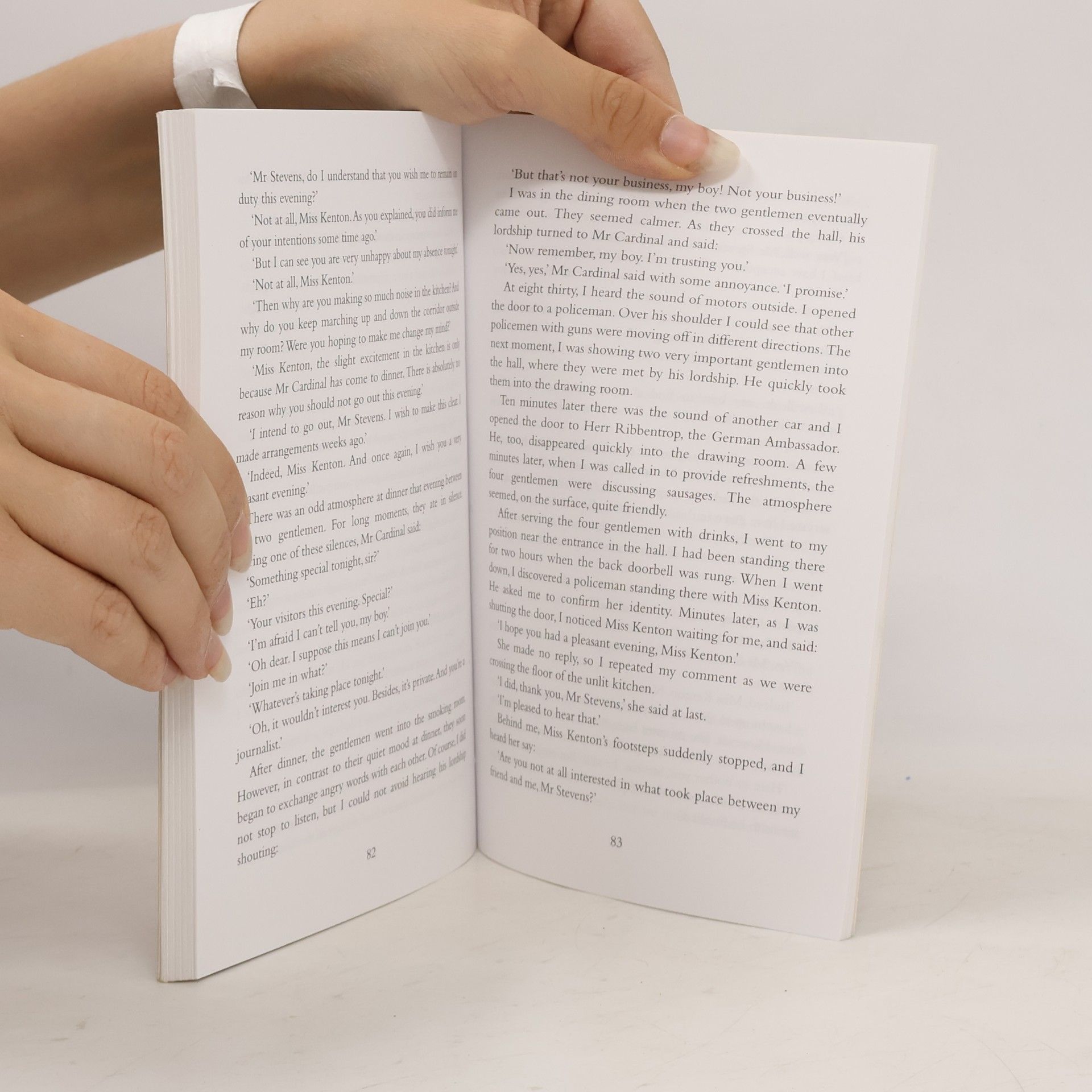 Kazuo Ishiguro Penguin Readers - 6: The Remains of the Day - Text in English. Advanced