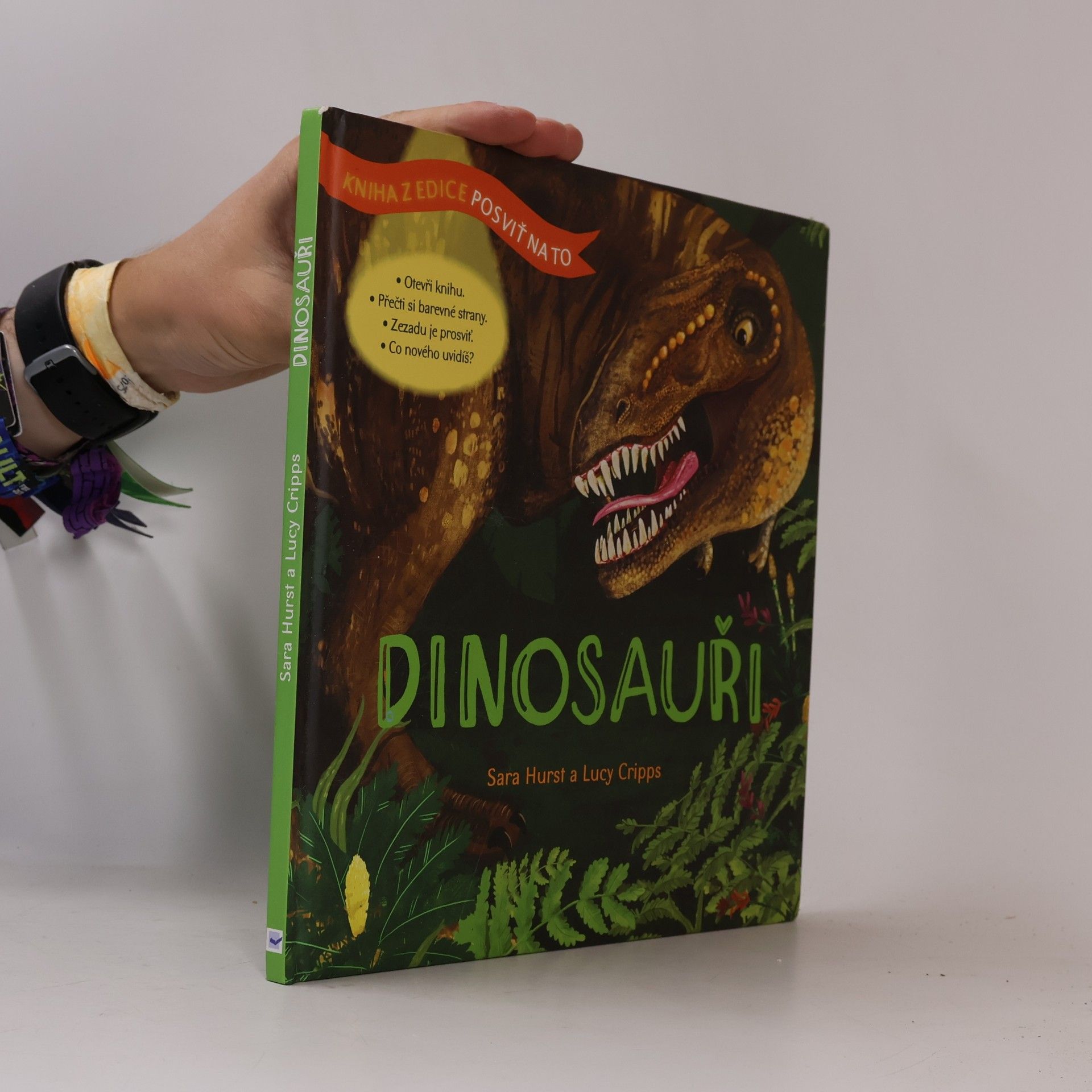 Lucy Cripps Dinosauři