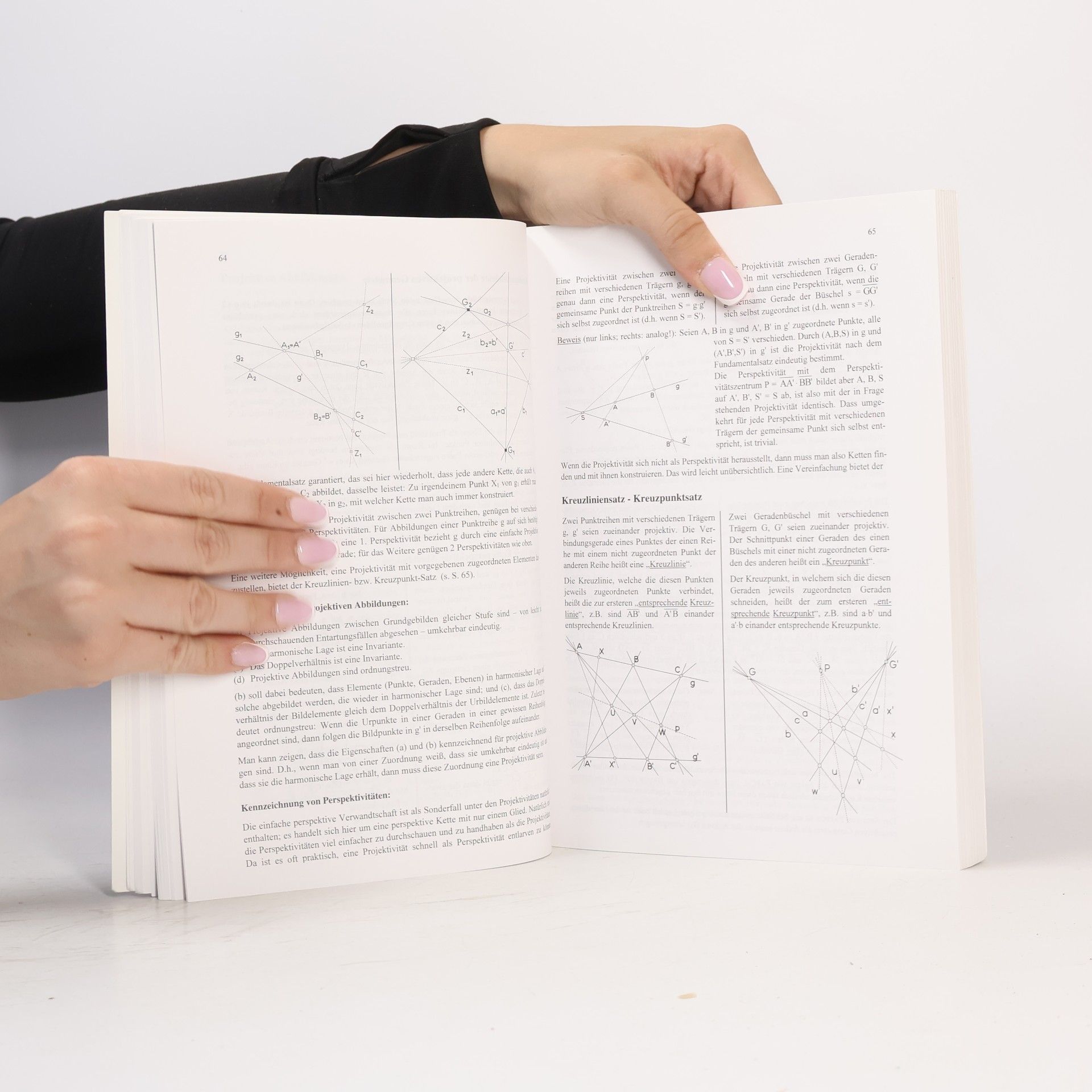 Alexander Stolzenburg Übungsaufgaben zur Projektiven Geometrie