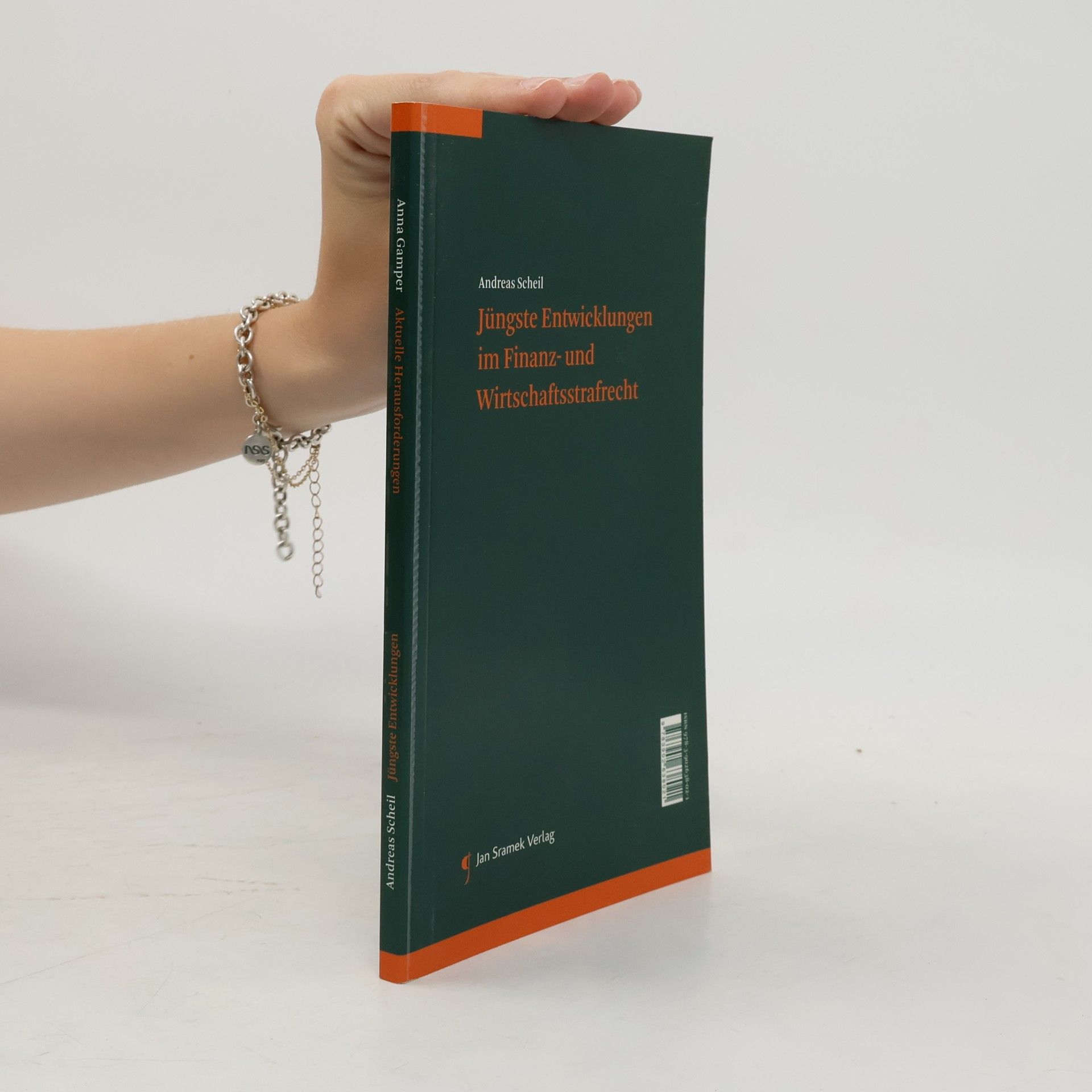 Andreas Scheil Ausgewählte Vorträge - Occasional Papers: Aktuelle Herausforderungen an ein "bewegliches System" der österreichischen Bundesverfassung Jüngste Entwicklungen im Finanz- und Wirtschaftsstrafrecht