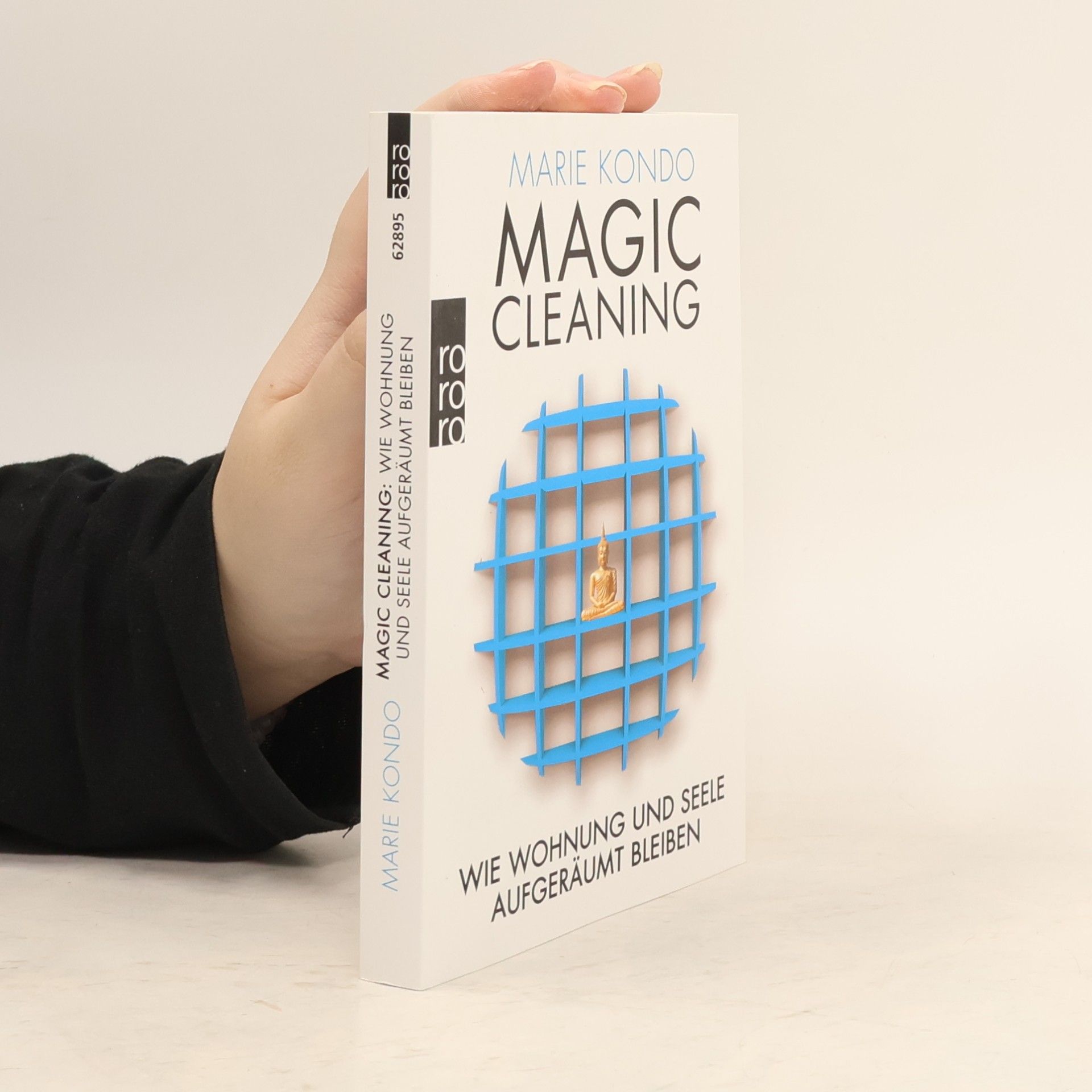 Marie Kondo Magic Cleaning