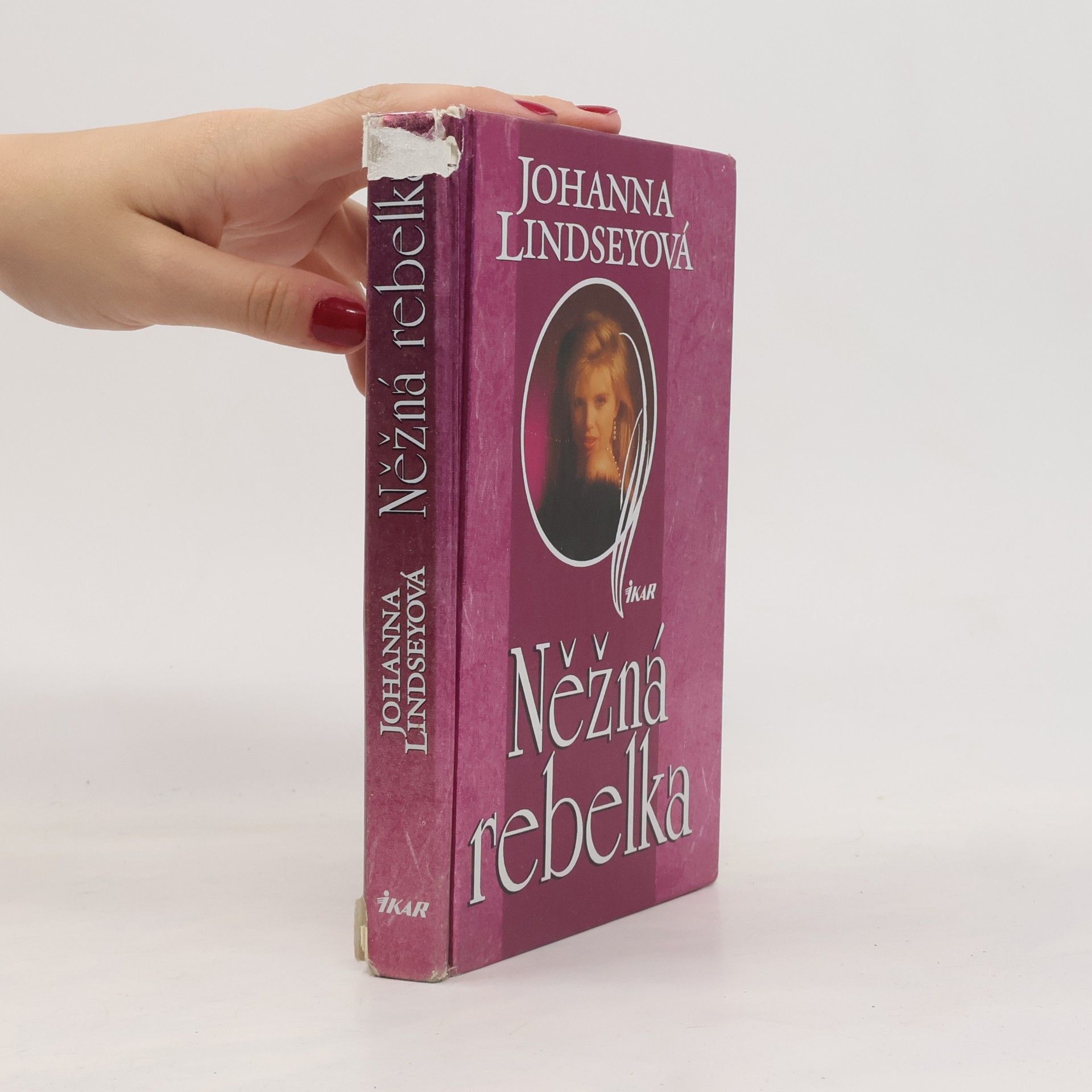 Johanna Lindsey Něžná rebelka