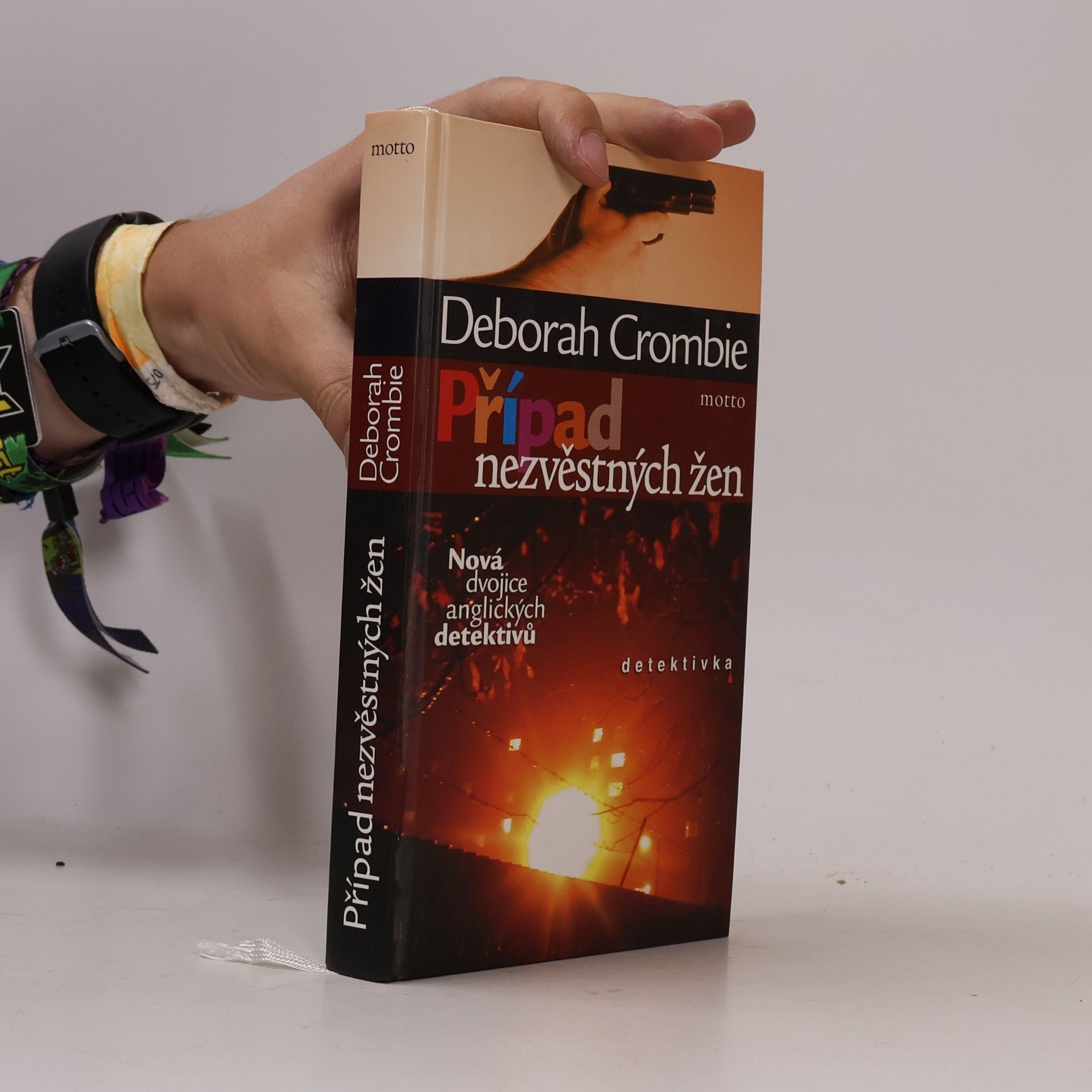Crombie Deborah Případ nezvěstných žen