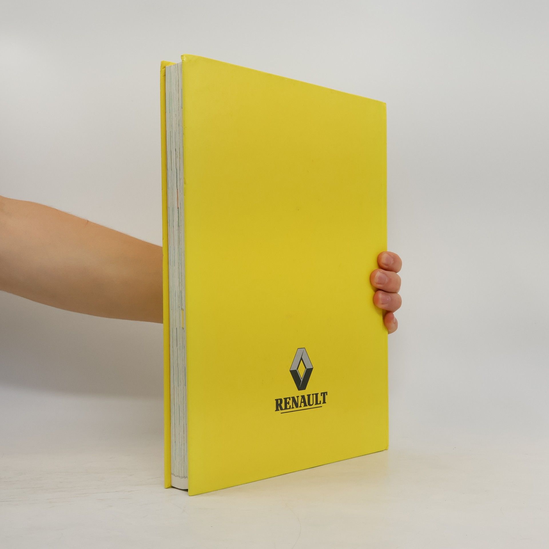 Kolektiv autorů Renault. Sto let nápadů a inovací