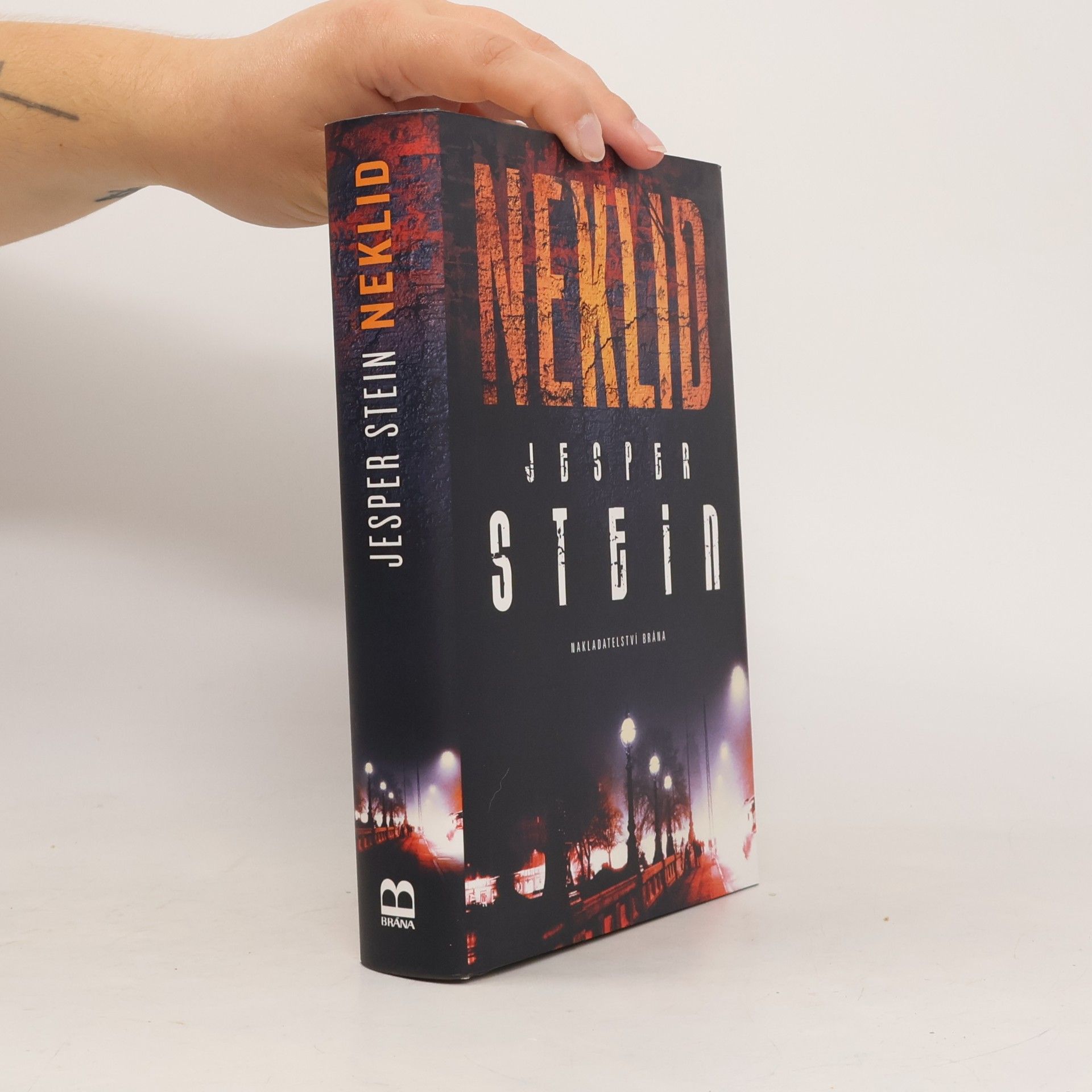 Jesper Stein Larsen Neklid