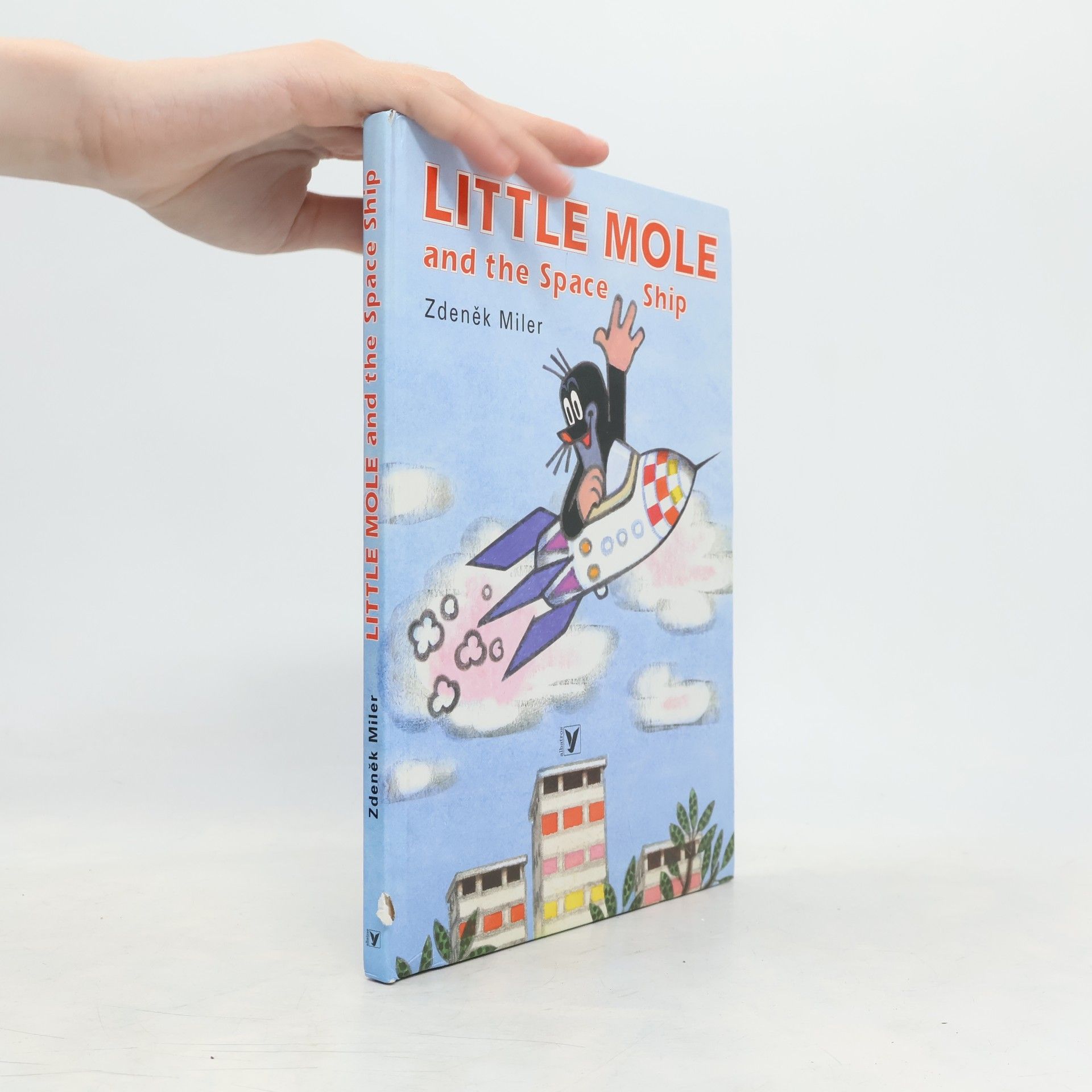 Little Mole and the Space Ship