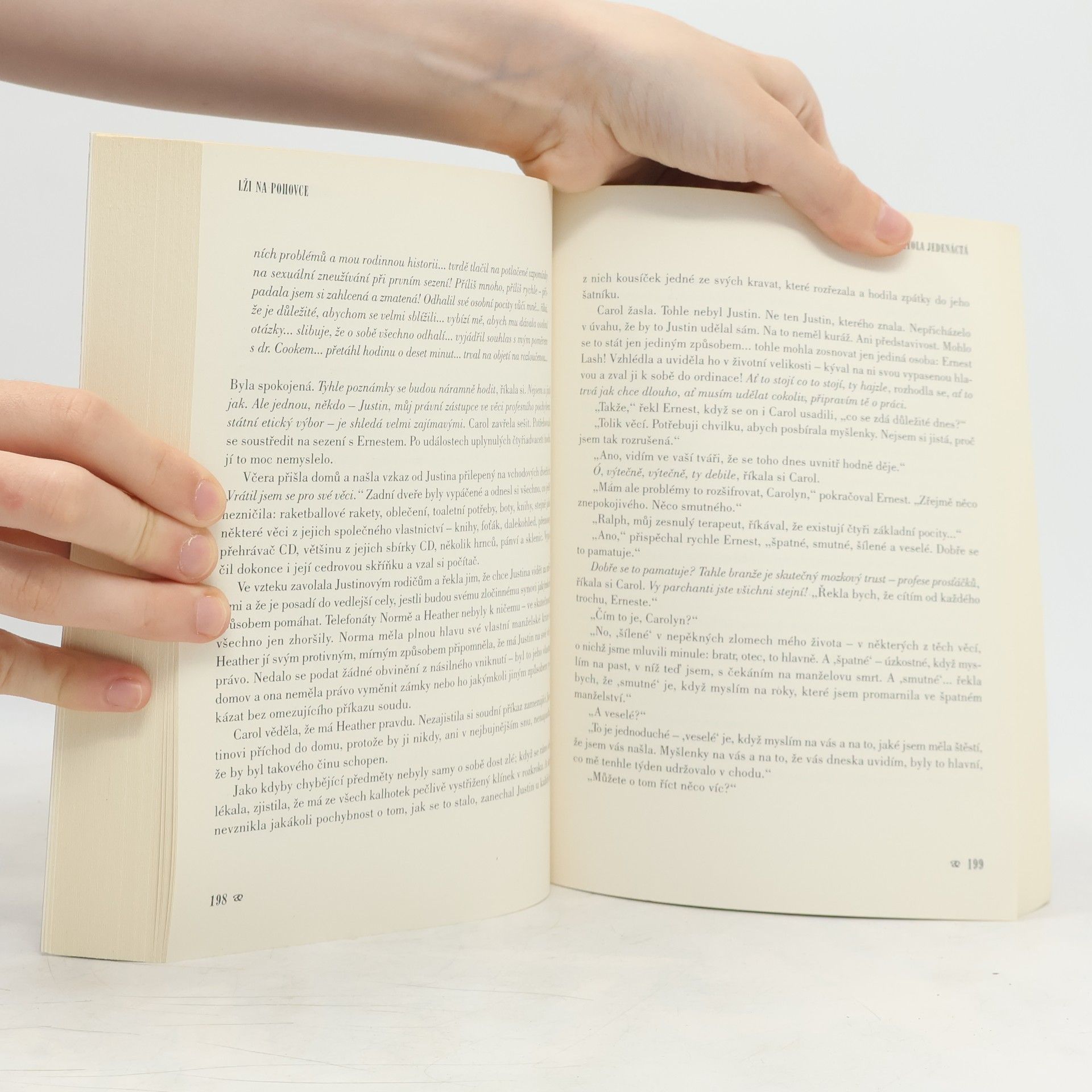 Irvin Yalom Lži na pohovce