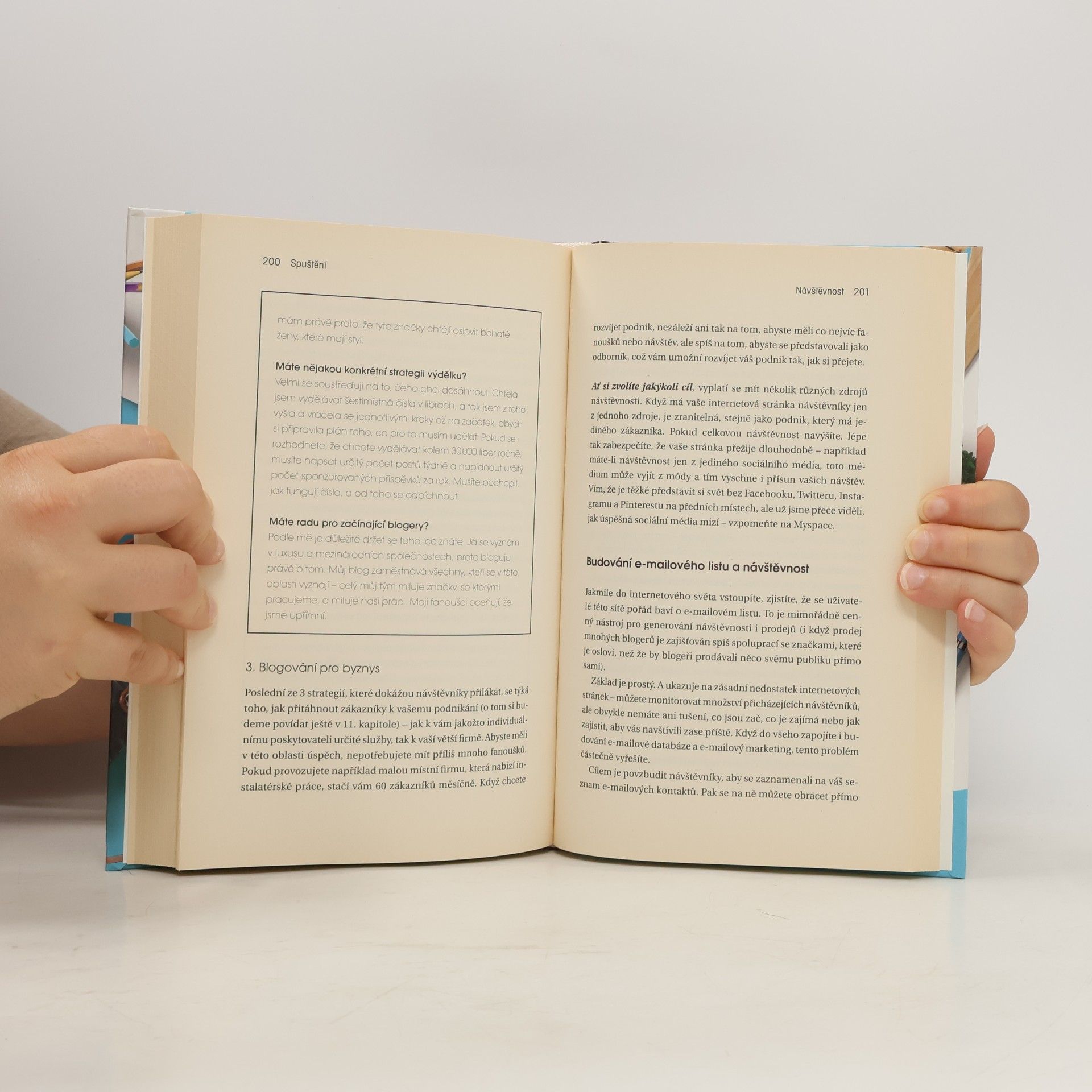 Natasha Courtenay-Smith Blog za milion
