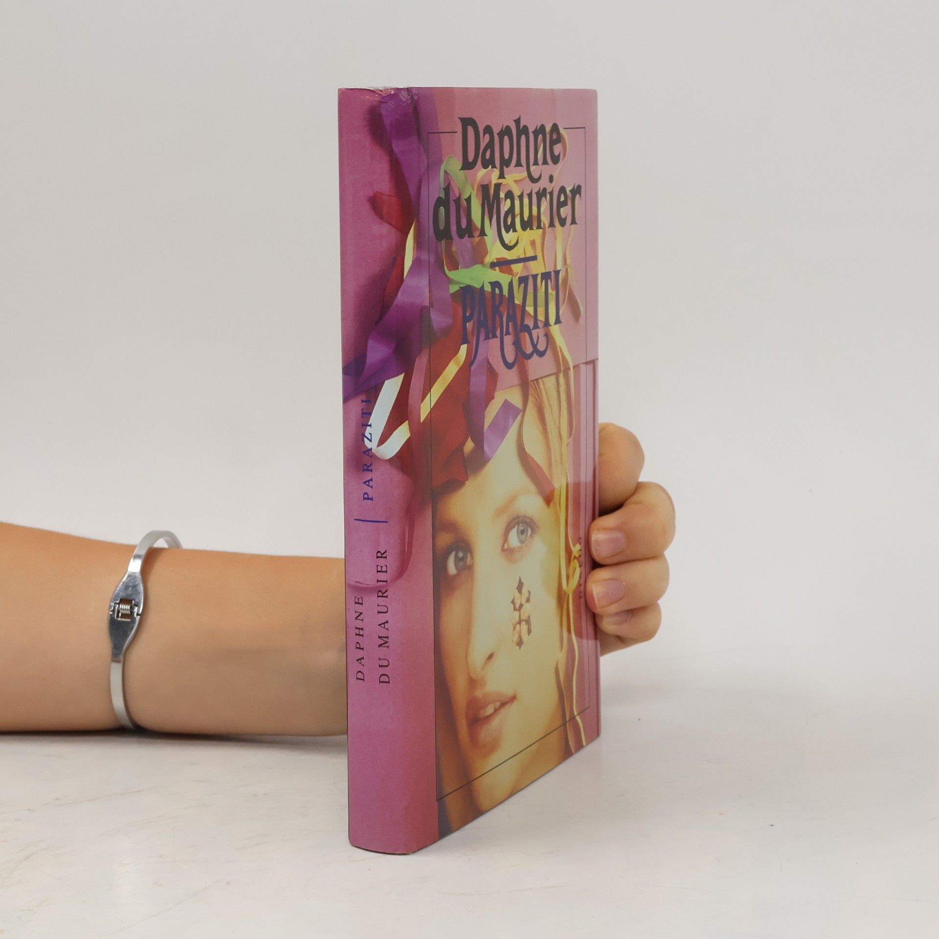 Daphne du Maurier Paraziti