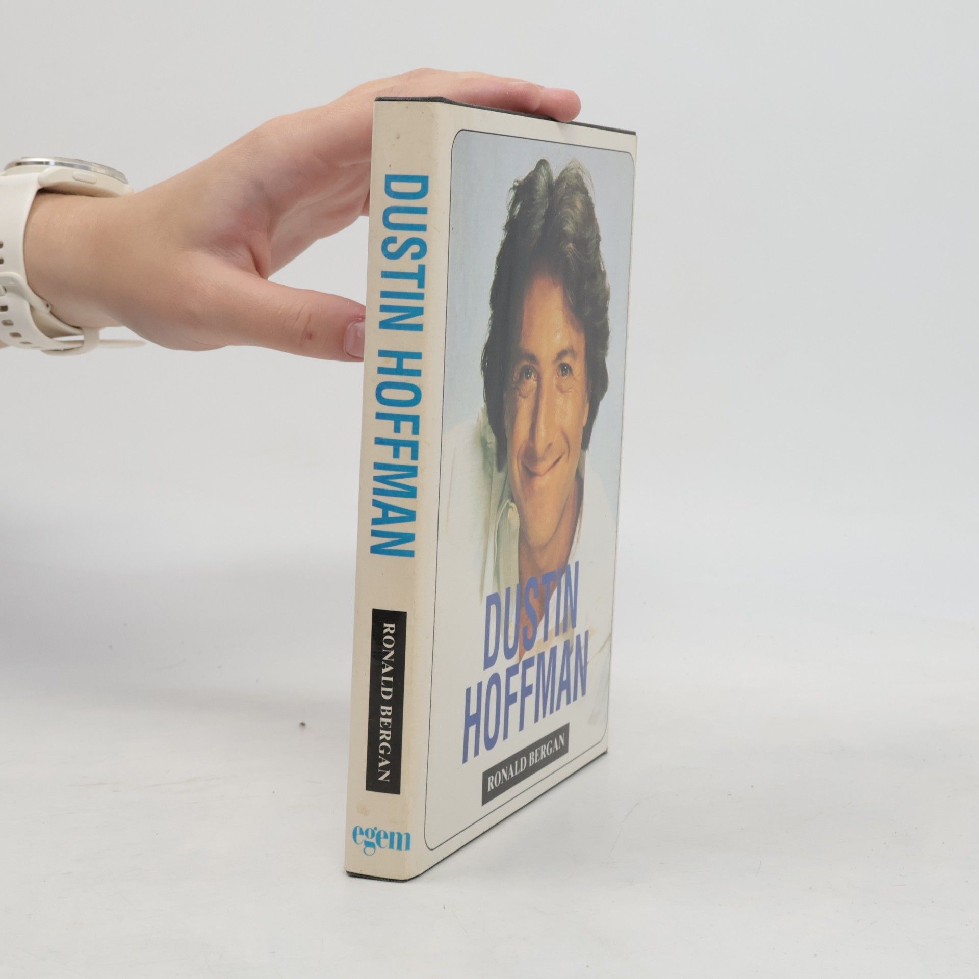 Ronald Bergan Dustin Hoffman