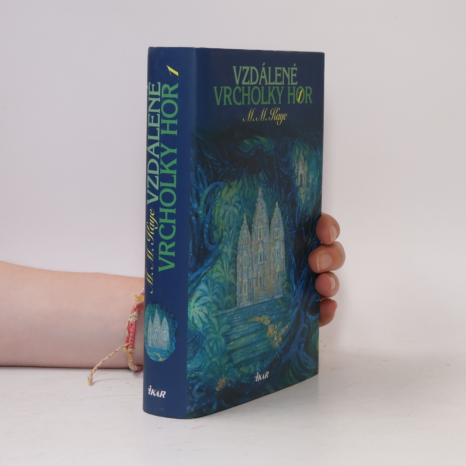 Mary Margaret Kaye Vzdálené vrcholky hor