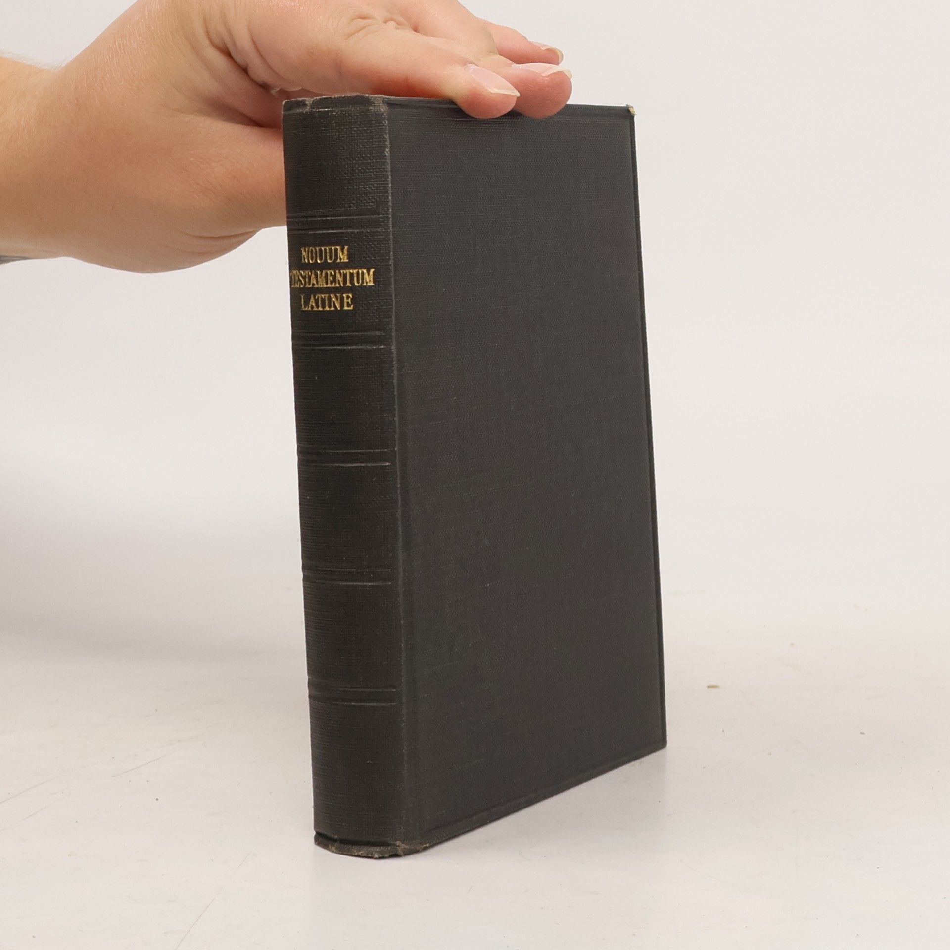 AA.VV. Nouum Testamentum Latine