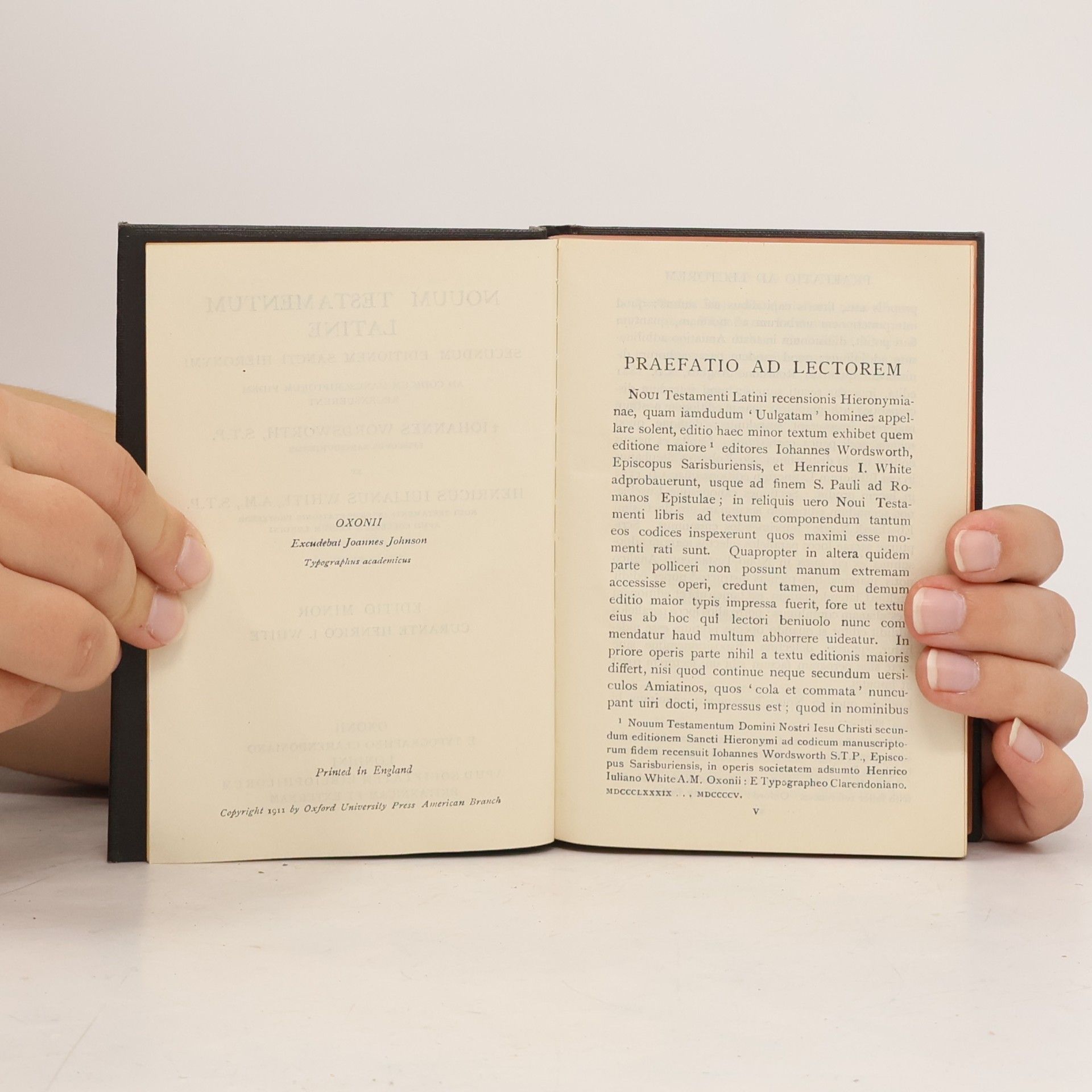 AA.VV. Nouum Testamentum Latine
