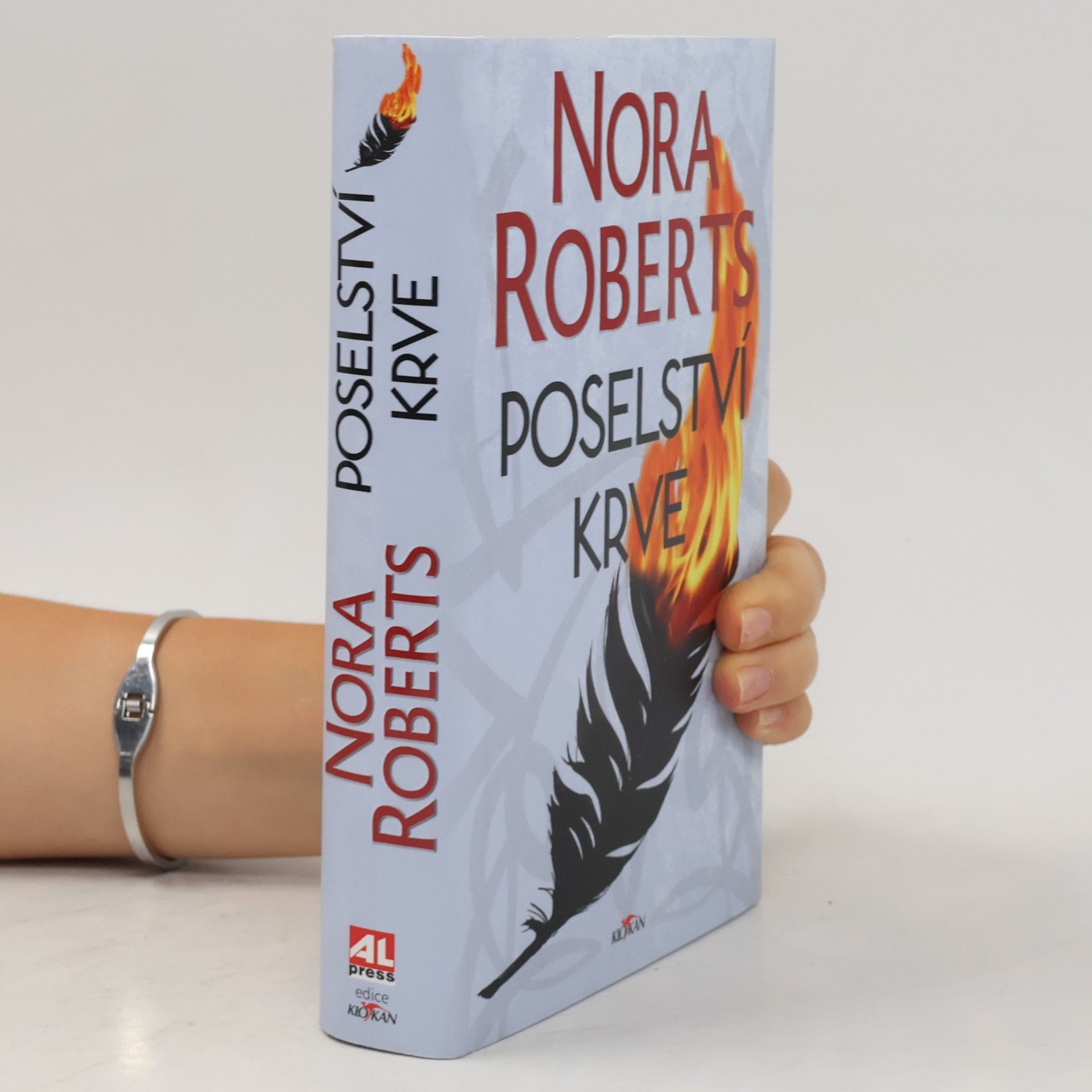 Nora Roberts Poselství krve