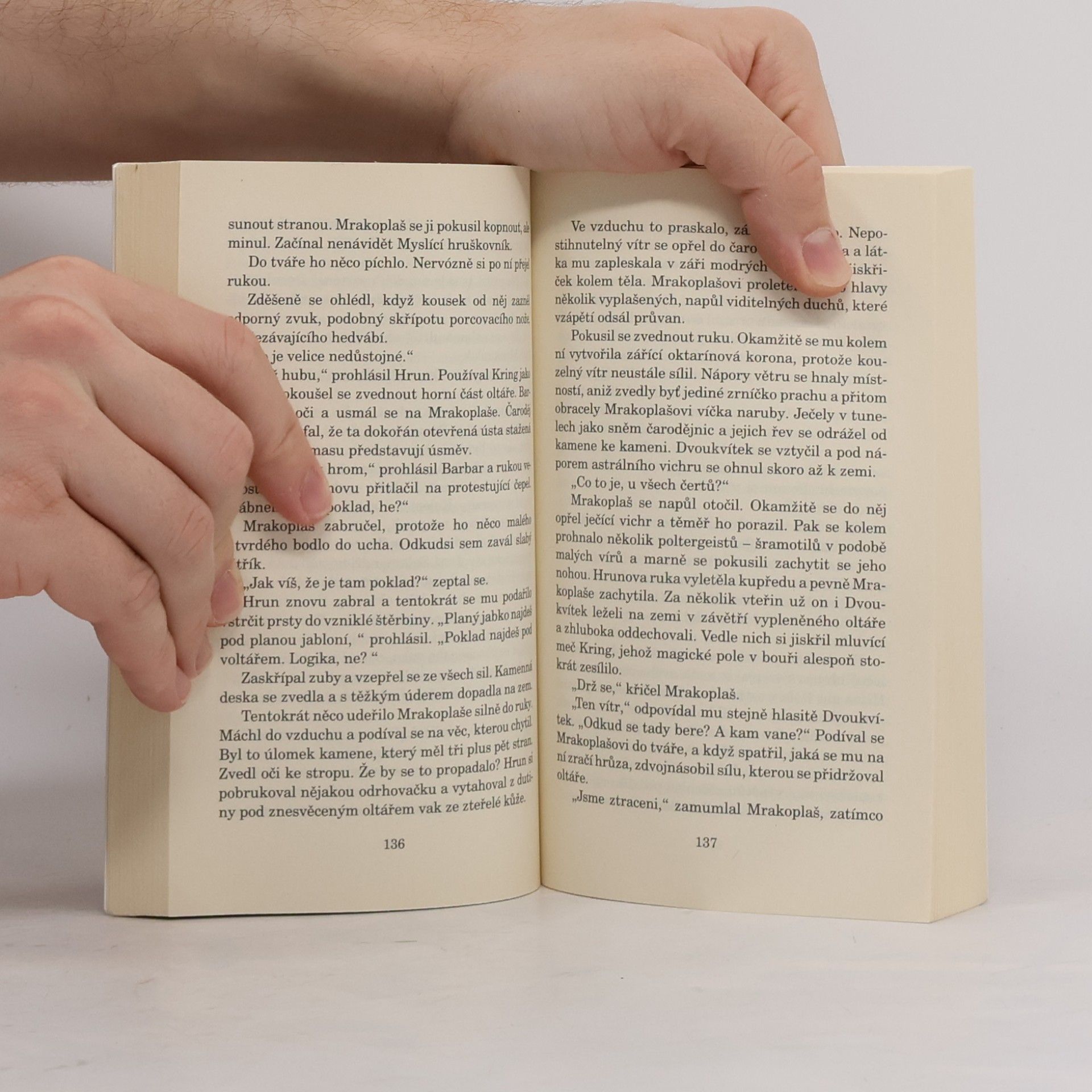 Terry Pratchett Barva kouzel